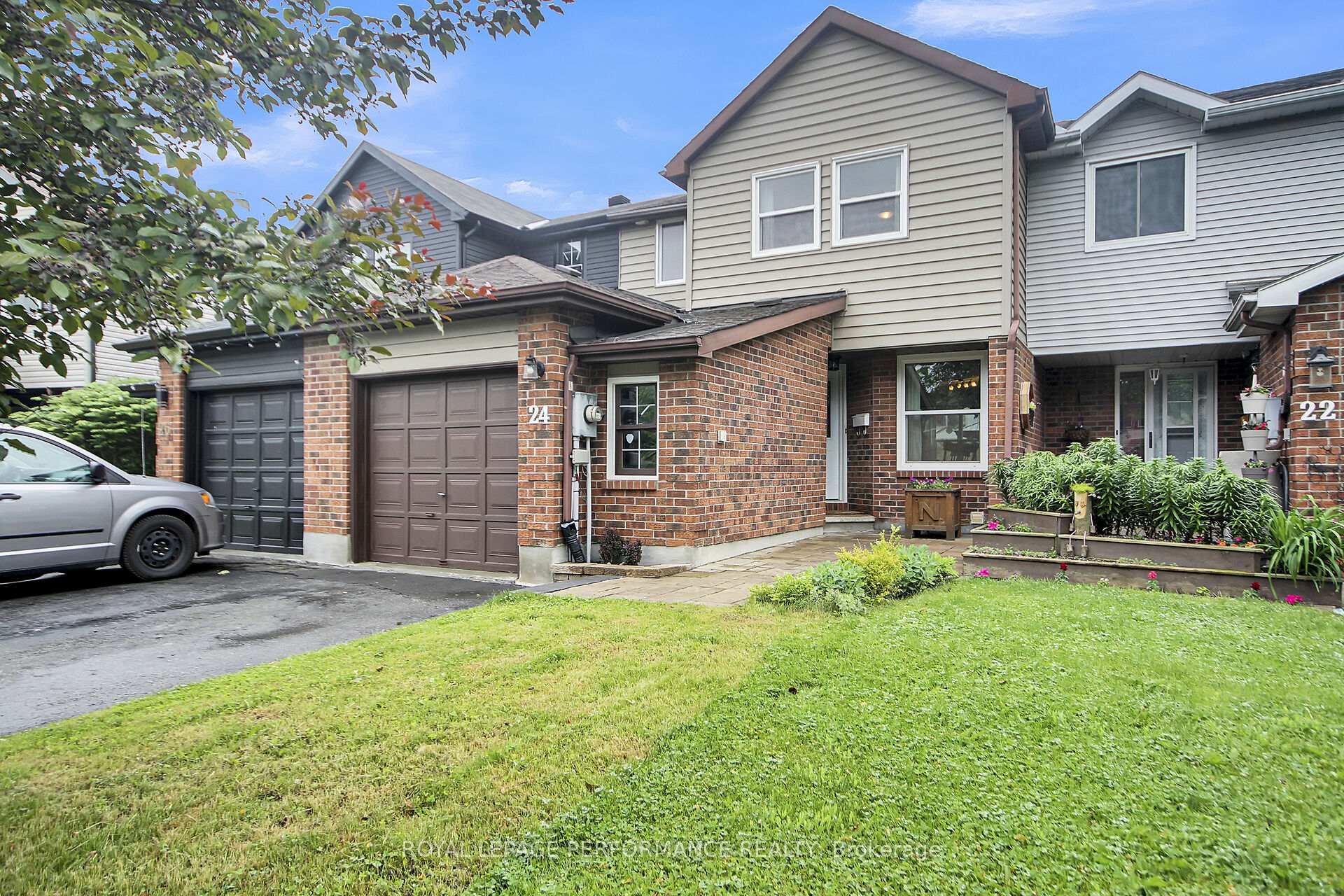 Photo 1 of 24 Ayton Lane, Ottawa, Kanata - Morgan's Grant/South March — HOMEH