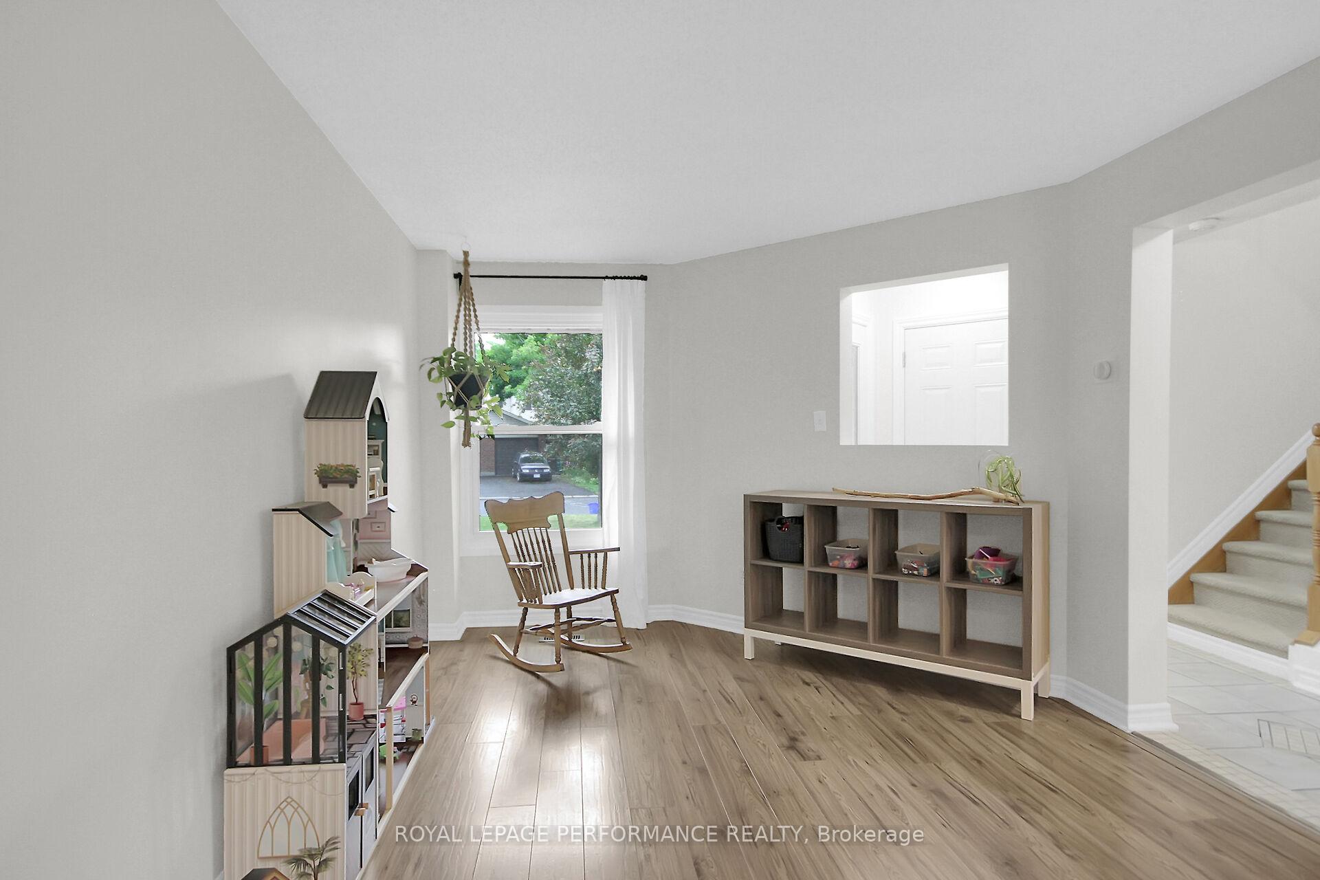 Photo 4 of 24 Ayton Lane, Ottawa, Kanata - Morgan's Grant/South March — HOMEH