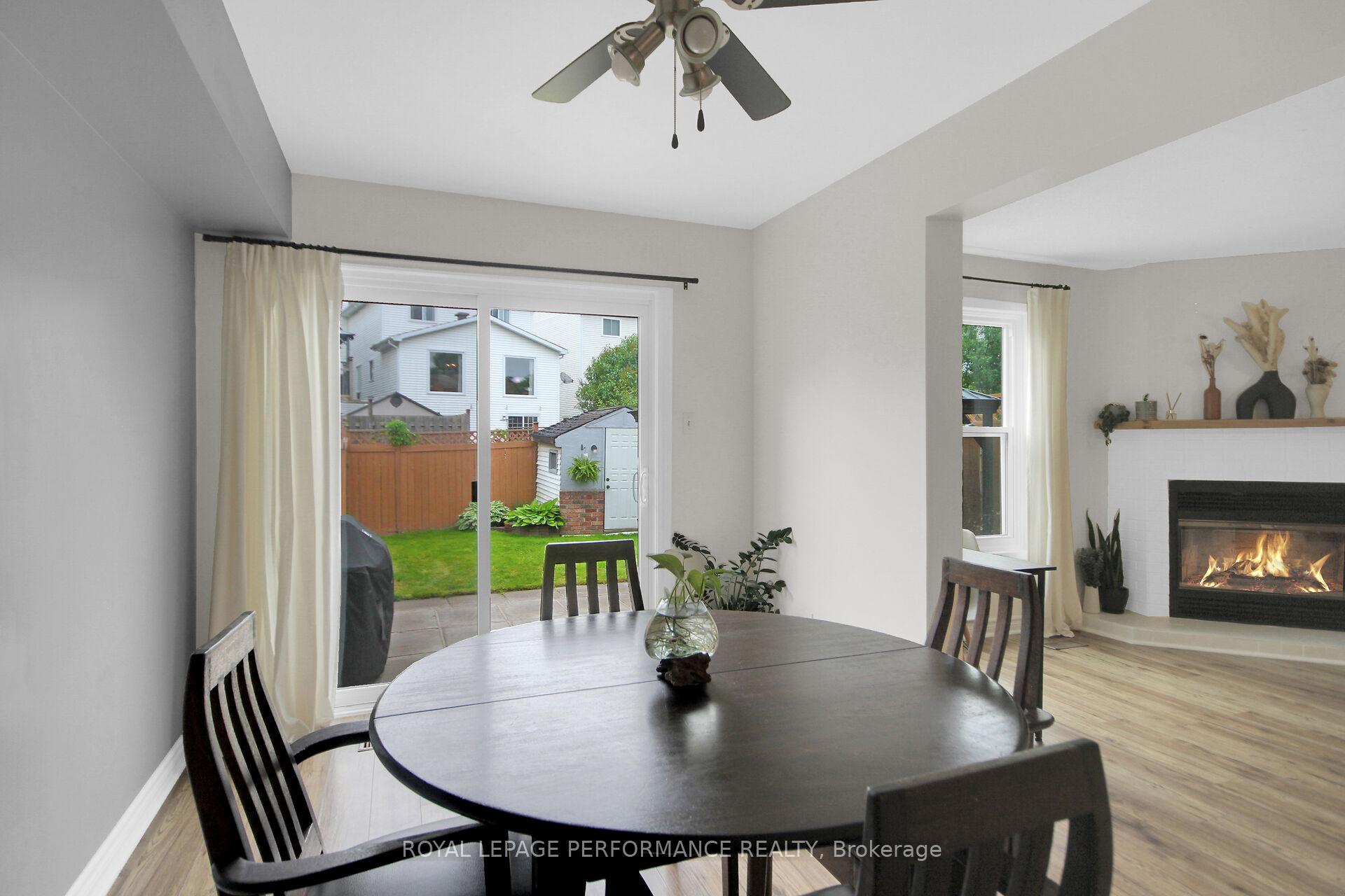 Photo 9 of 24 Ayton Lane, Ottawa, Kanata - Morgan's Grant/South March — HOMEH