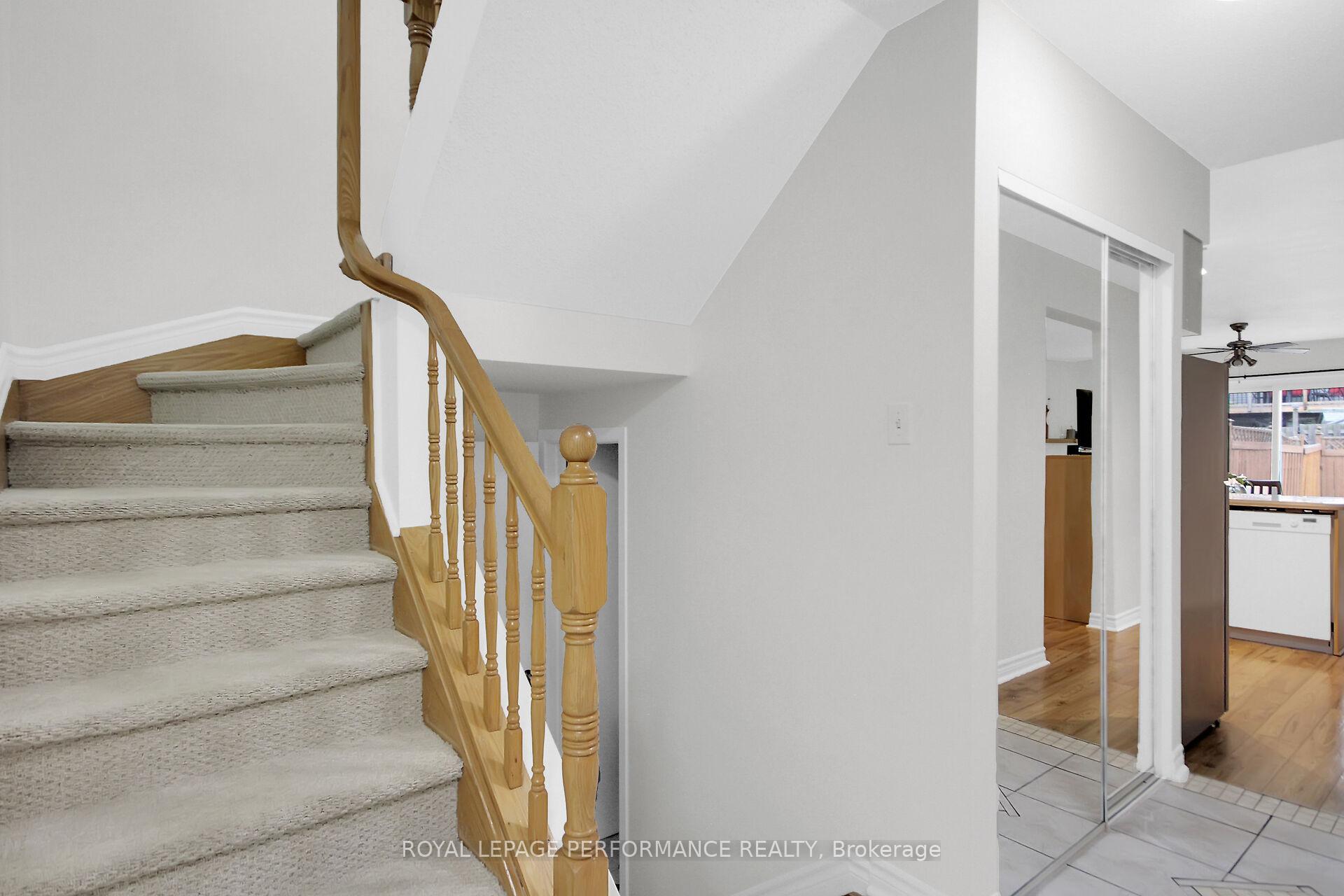 Photo 15 of 24 Ayton Lane, Ottawa, Kanata - Morgan's Grant/South March — HOMEH