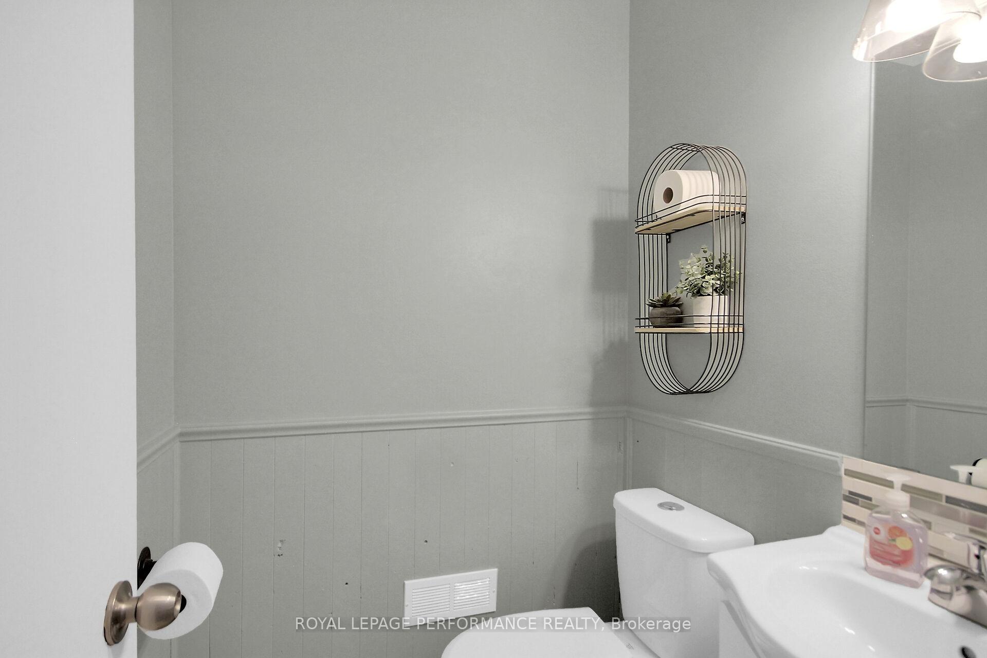 Photo 16 of 24 Ayton Lane, Ottawa, Kanata - Morgan's Grant/South March — HOMEH
