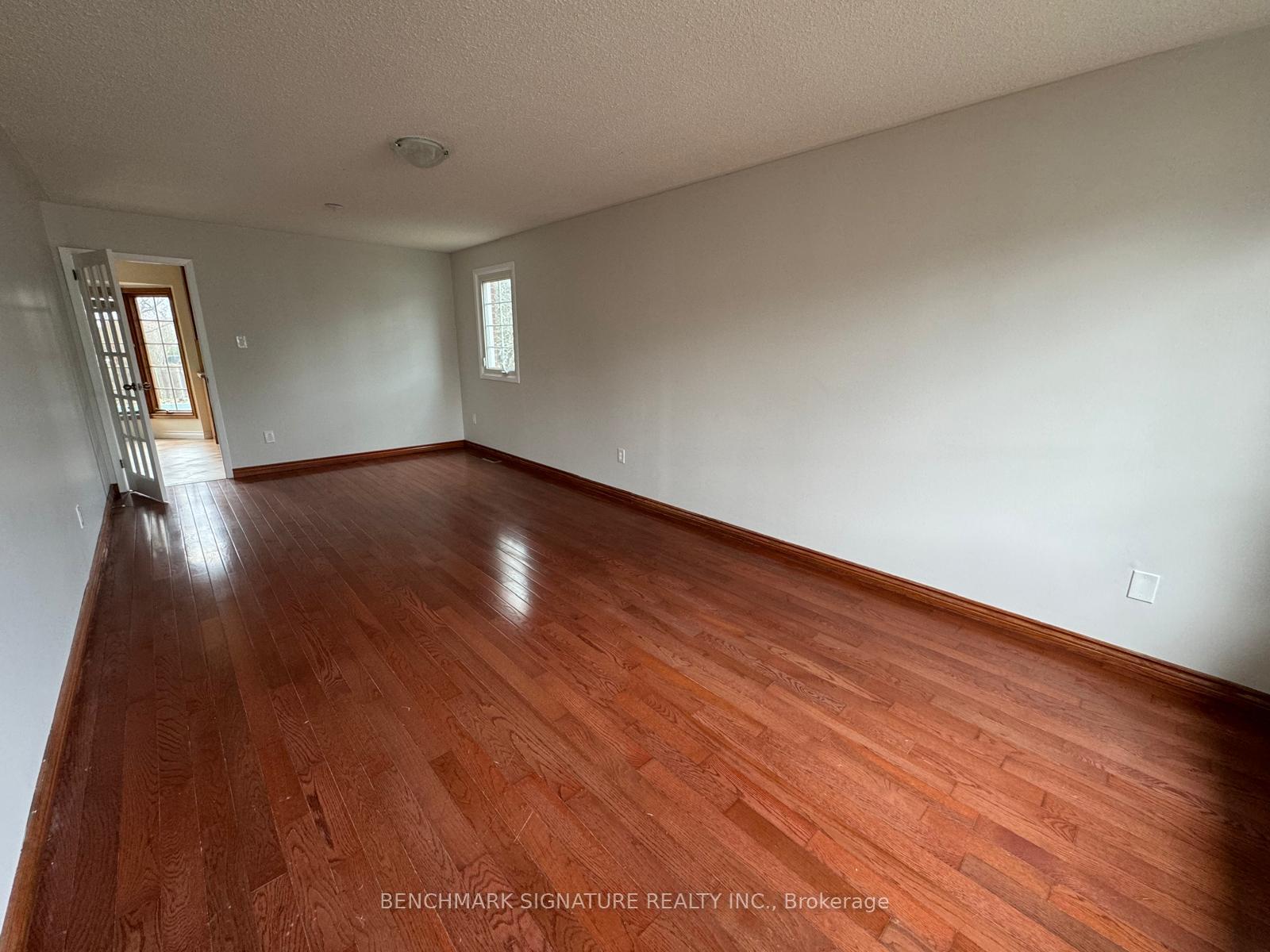 Photo 13 of 24 Emily Carr Street, Markham, Unionville — HOMEH