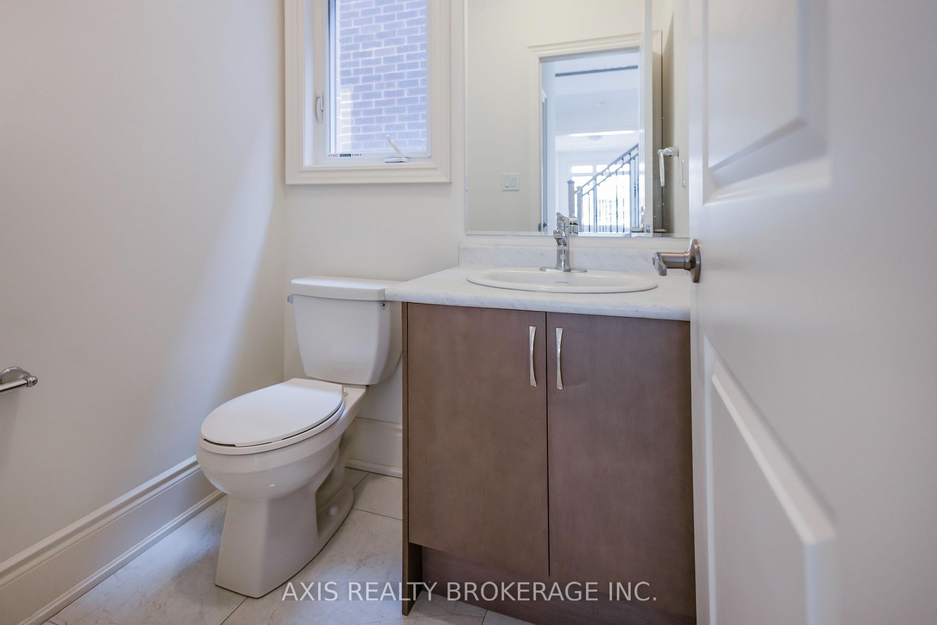 Photo 15 of 53 Holcomb Terrace, Hamilton, Waterdown — HOMEH