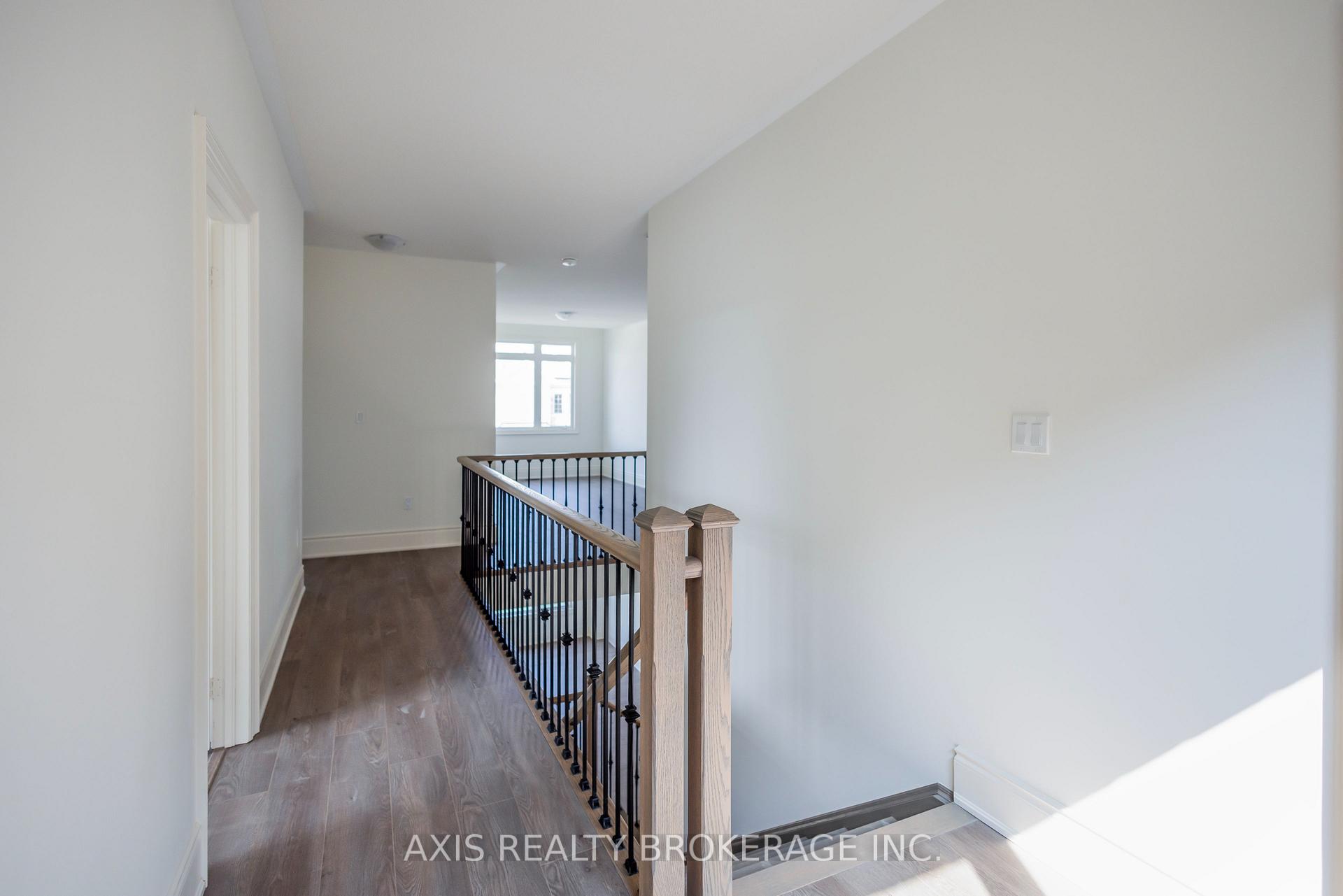 Photo 16 of 53 Holcomb Terrace, Hamilton, Waterdown — HOMEH