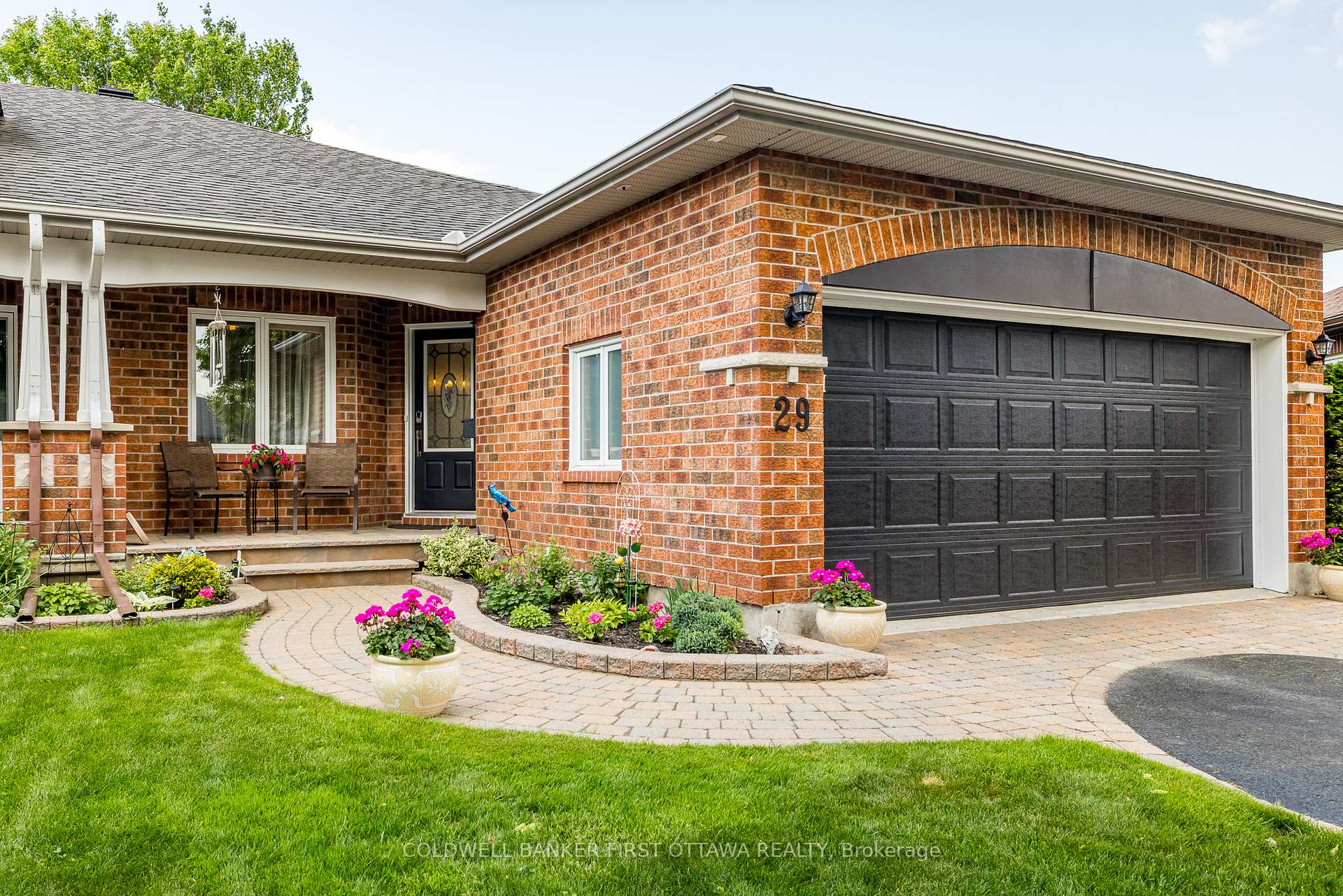 Photo 1 of 29 Peregrine Crescent, Ottawa, Kanata - Bridlewood — HOMEH