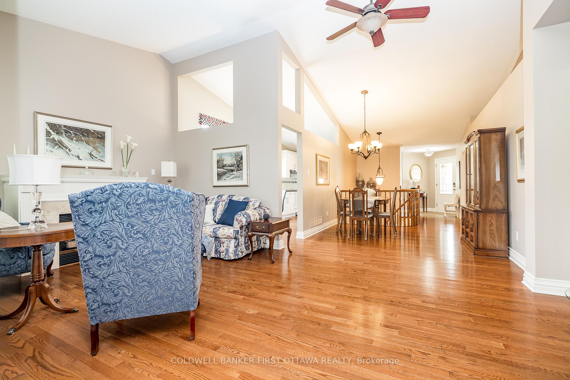 Photo 8 of 29 Peregrine Crescent, Ottawa, Kanata - Bridlewood — HOMEH