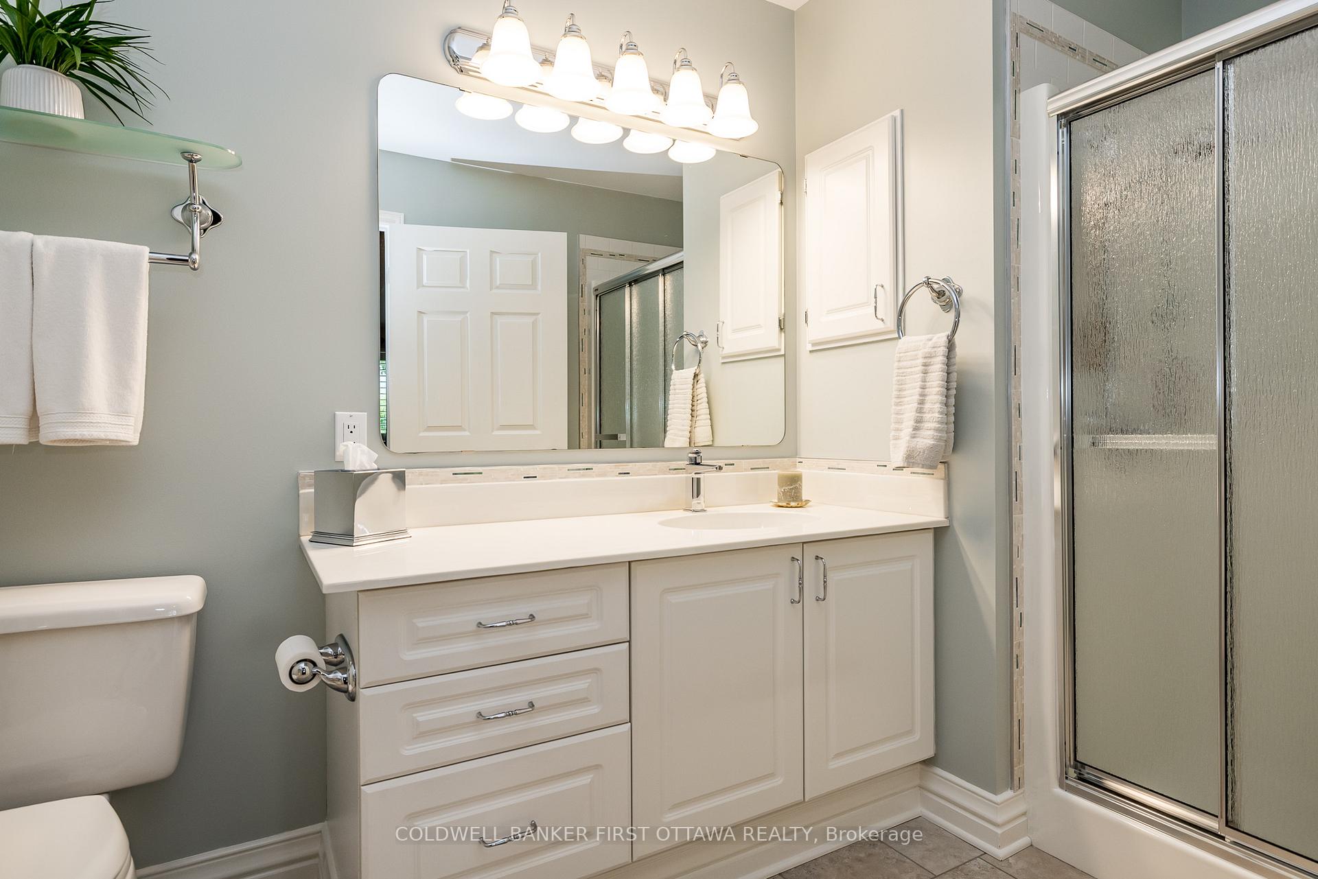 Photo 19 of 29 Peregrine Crescent, Ottawa, Kanata - Bridlewood — HOMEH