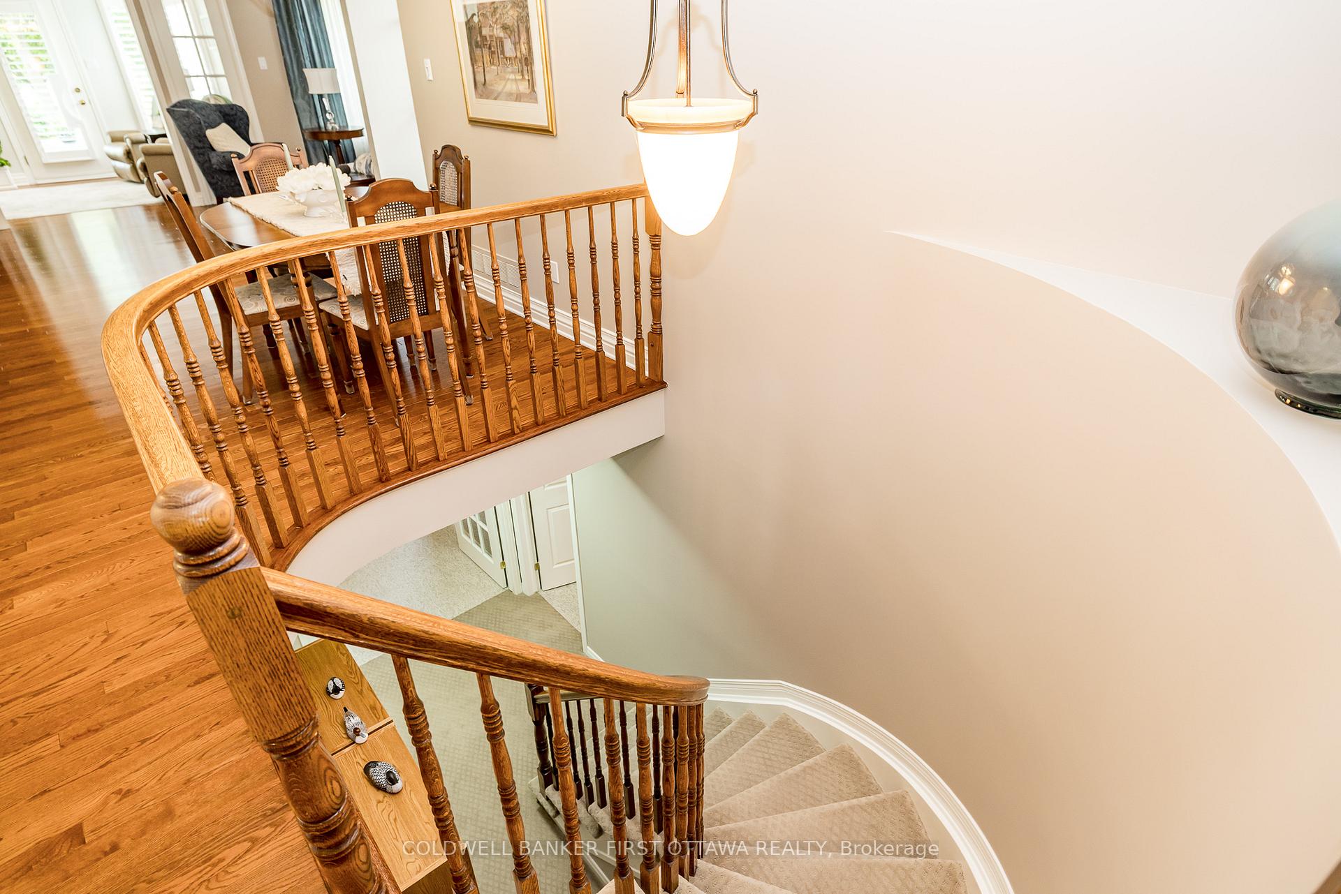 Photo 22 of 29 Peregrine Crescent, Ottawa, Kanata - Bridlewood — HOMEH