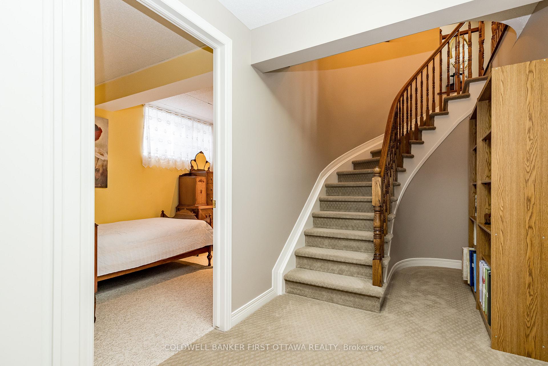 Photo 26 of 29 Peregrine Crescent, Ottawa, Kanata - Bridlewood — HOMEH