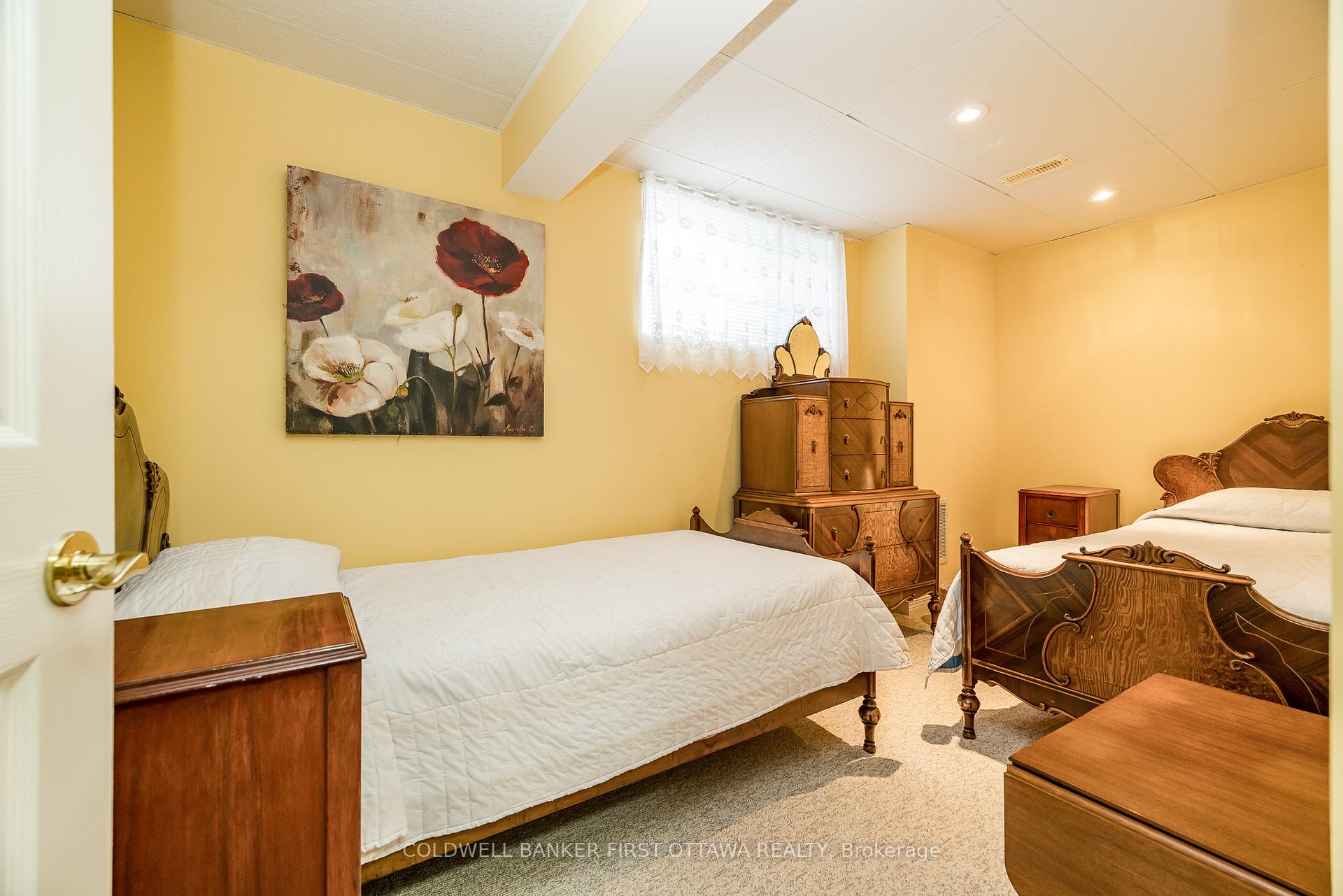 Photo 28 of 29 Peregrine Crescent, Ottawa, Kanata - Bridlewood — HOMEH