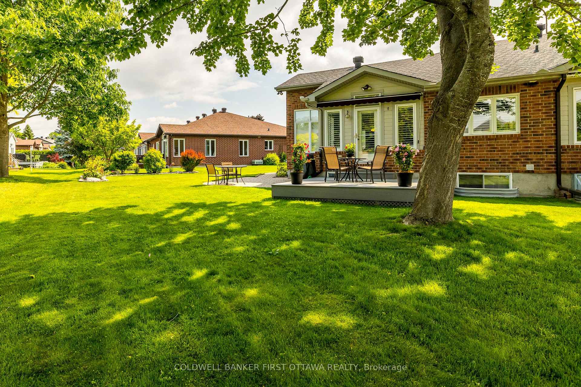 Photo 32 of 29 Peregrine Crescent, Ottawa, Kanata - Bridlewood — HOMEH