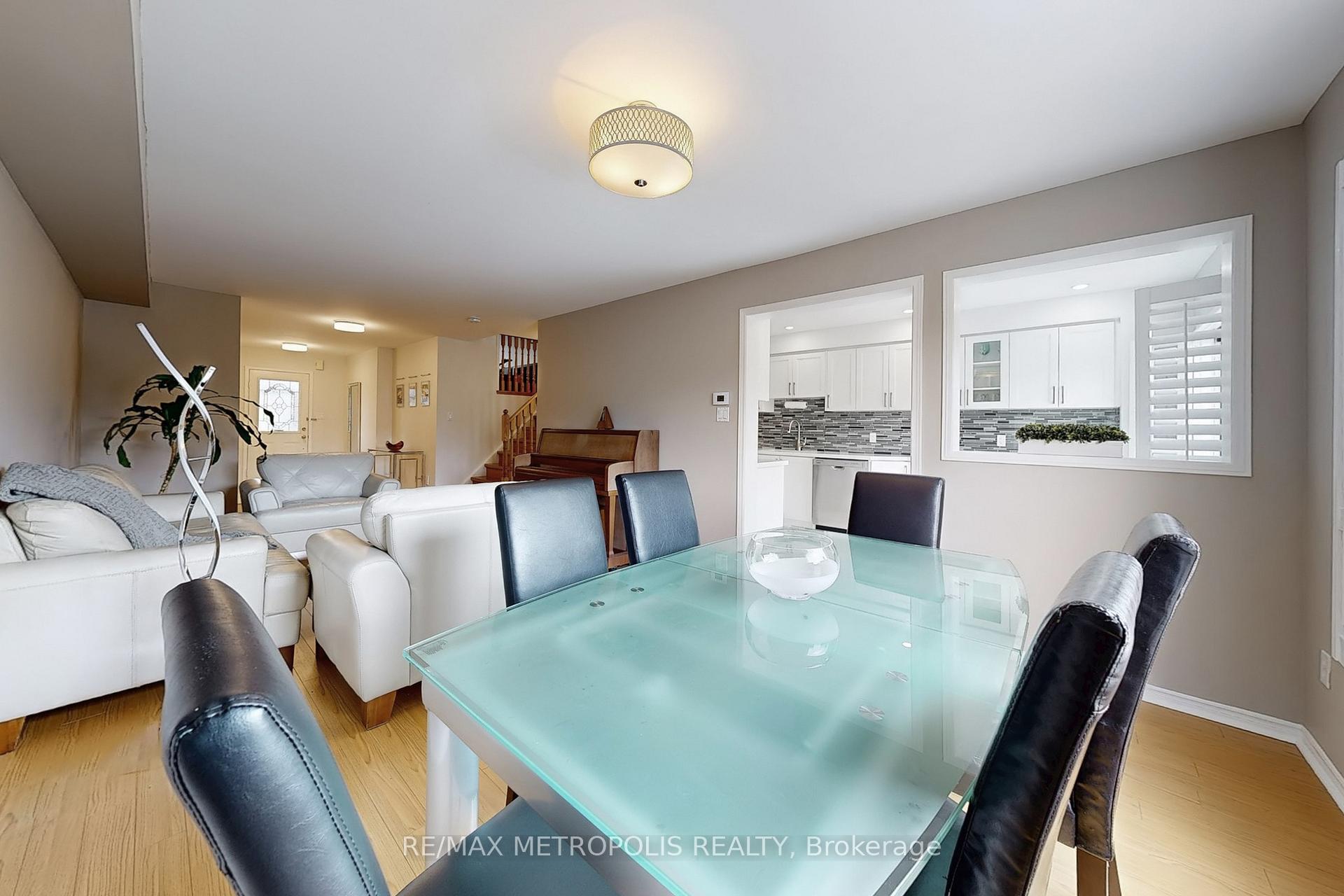 Photo 9 of 175 Roxbury Street, Markham, Rouge River Estates — HOMEH