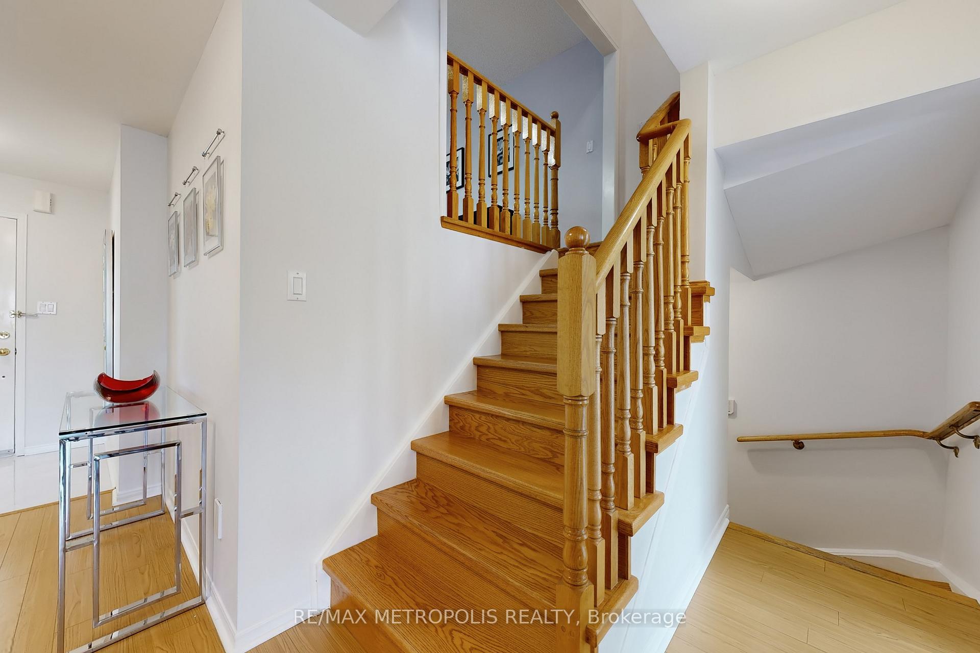 Photo 20 of 175 Roxbury Street, Markham, Rouge River Estates — HOMEH