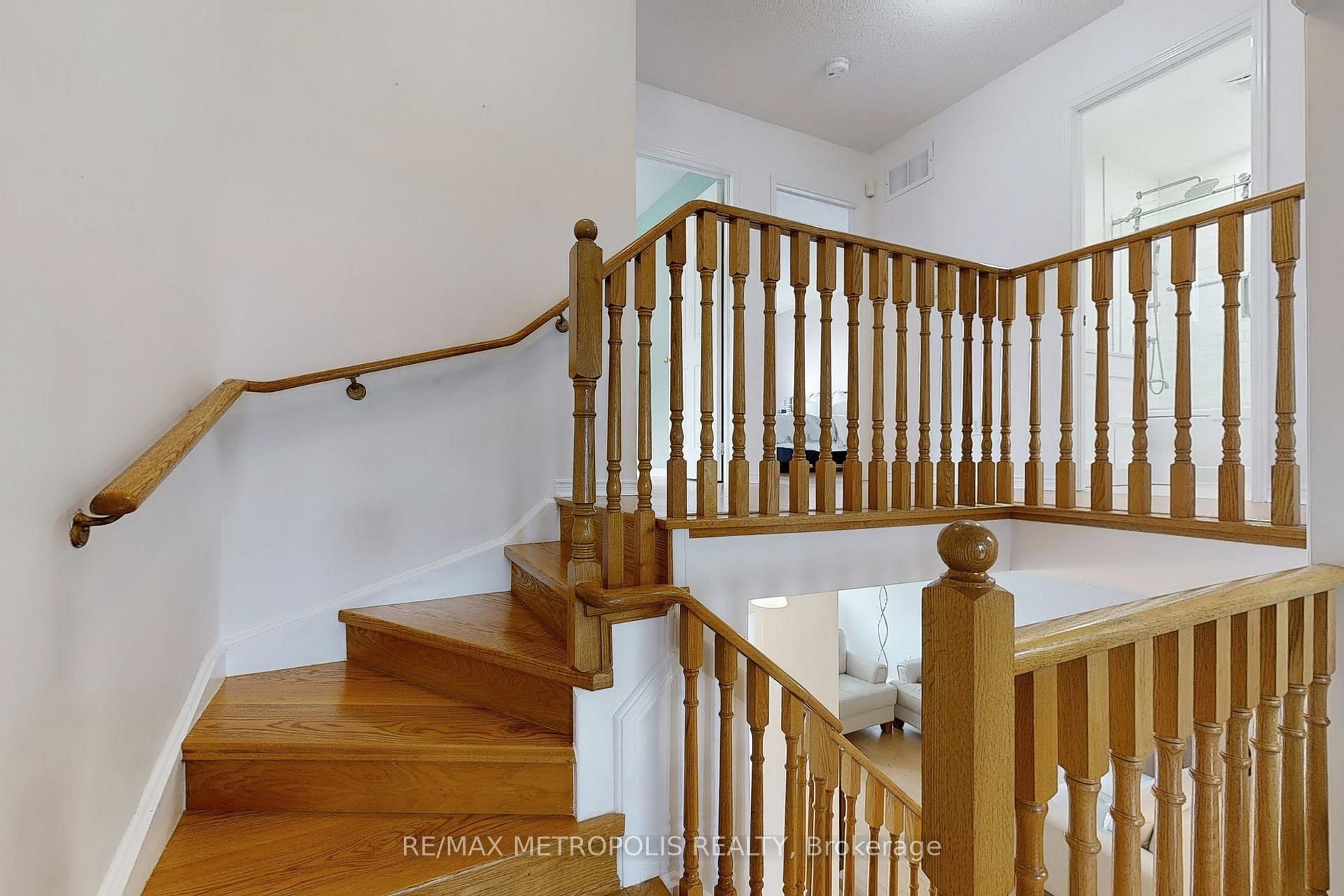 Photo 24 of 175 Roxbury Street, Markham, Rouge River Estates — HOMEH