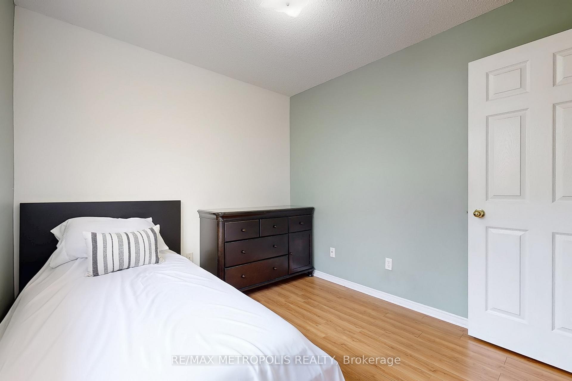 Photo 36 of 175 Roxbury Street, Markham, Rouge River Estates — HOMEH