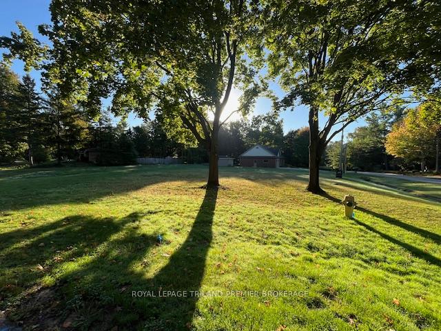 Photo 5 of 6 Blackburn Crescent, Middlesex Centre, Kilworth — HOMEH