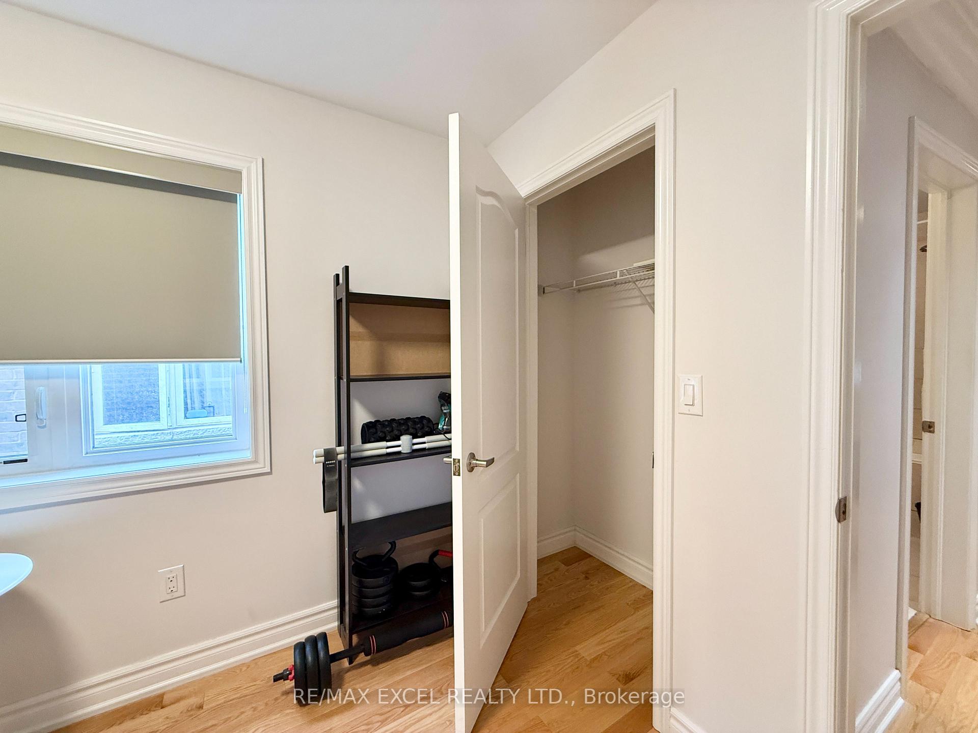 Photo 23 of 22 Valliere Drive, Markham, Berczy — HOMEH