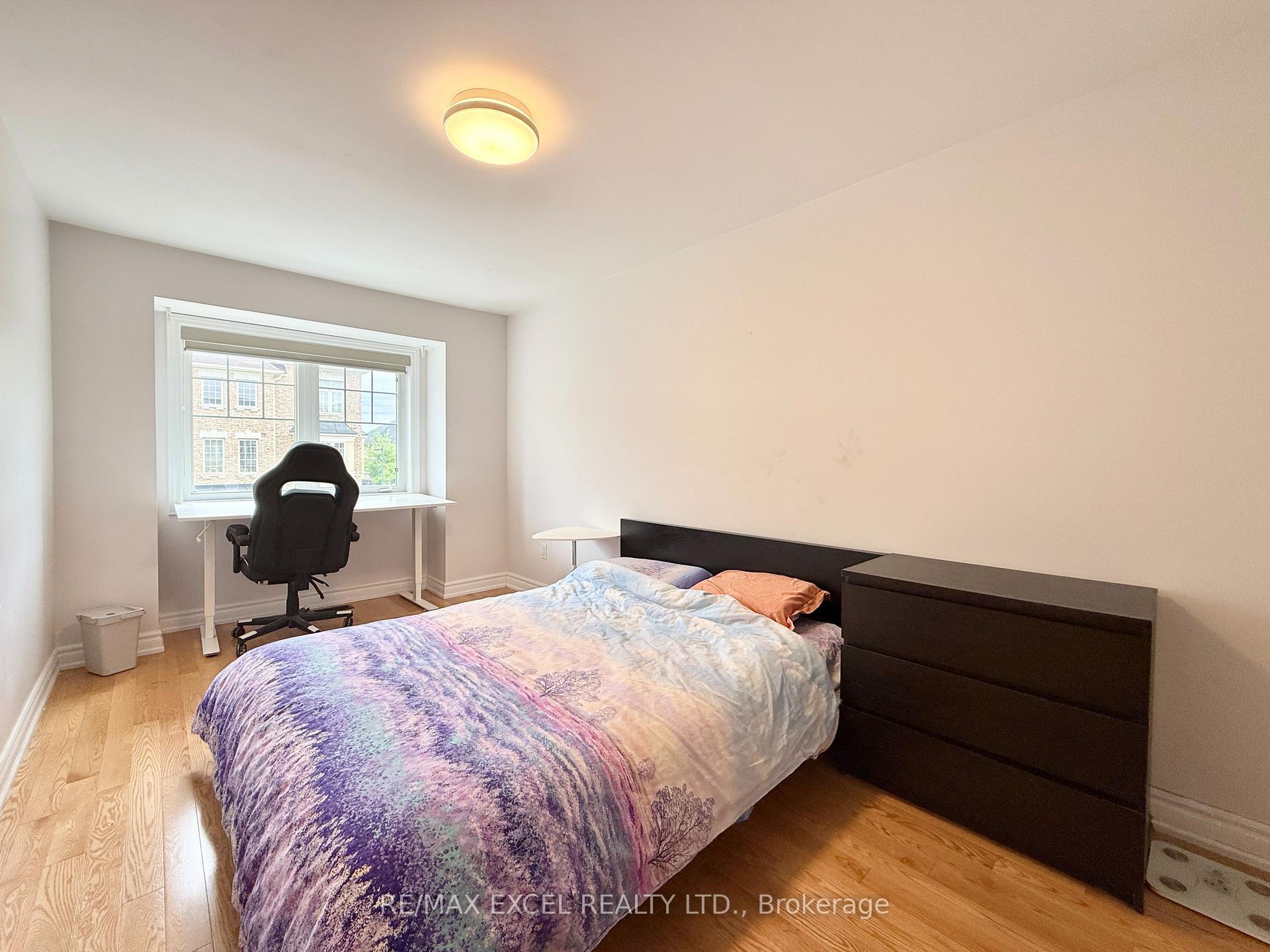 Photo 25 of 22 Valliere Drive, Markham, Berczy — HOMEH