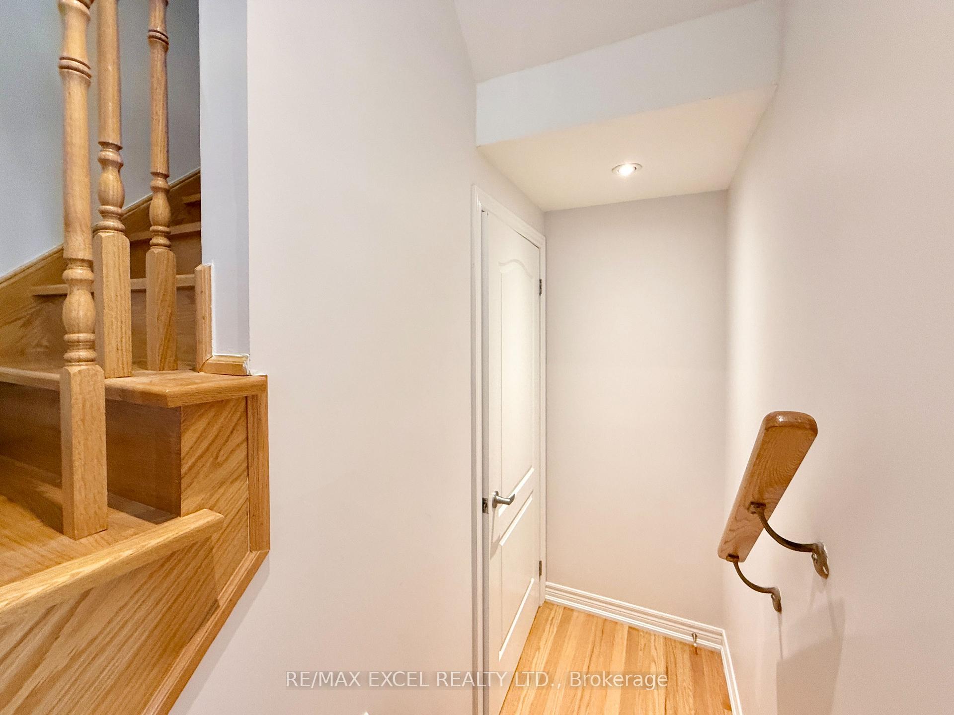 Photo 30 of 22 Valliere Drive, Markham, Berczy — HOMEH