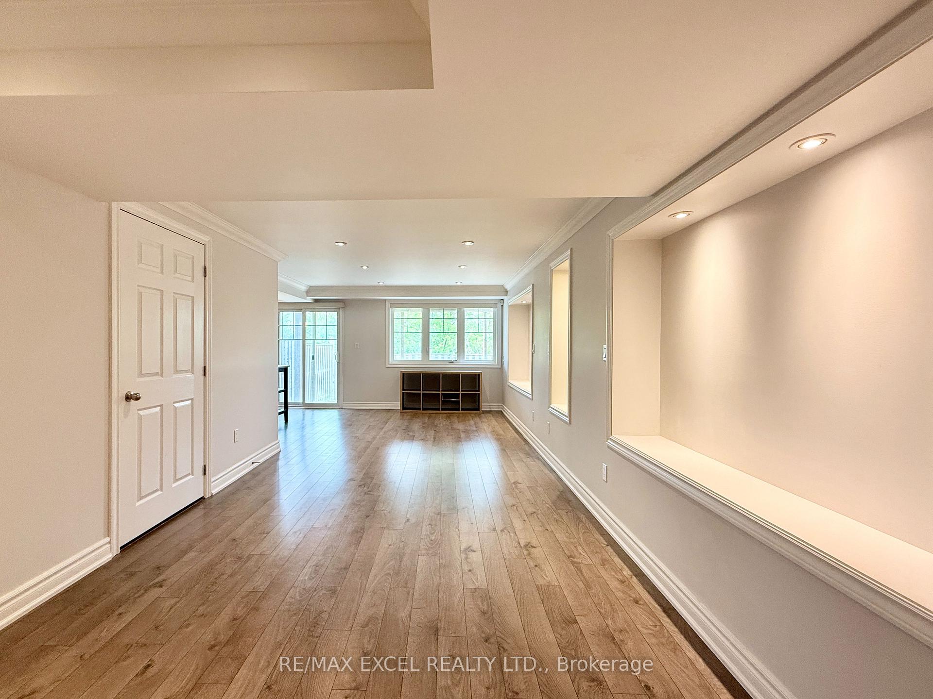 Photo 32 of 22 Valliere Drive, Markham, Berczy — HOMEH