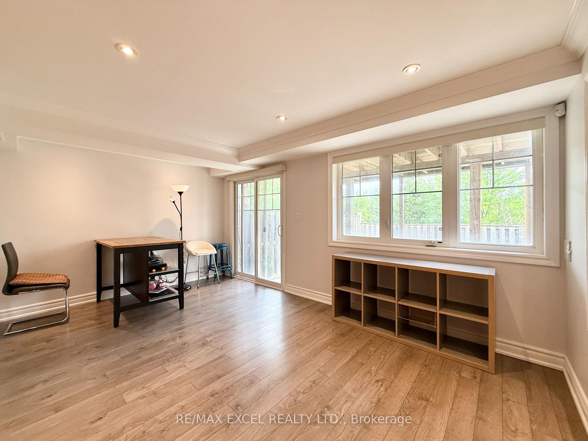 Photo 33 of 22 Valliere Drive, Markham, Berczy — HOMEH