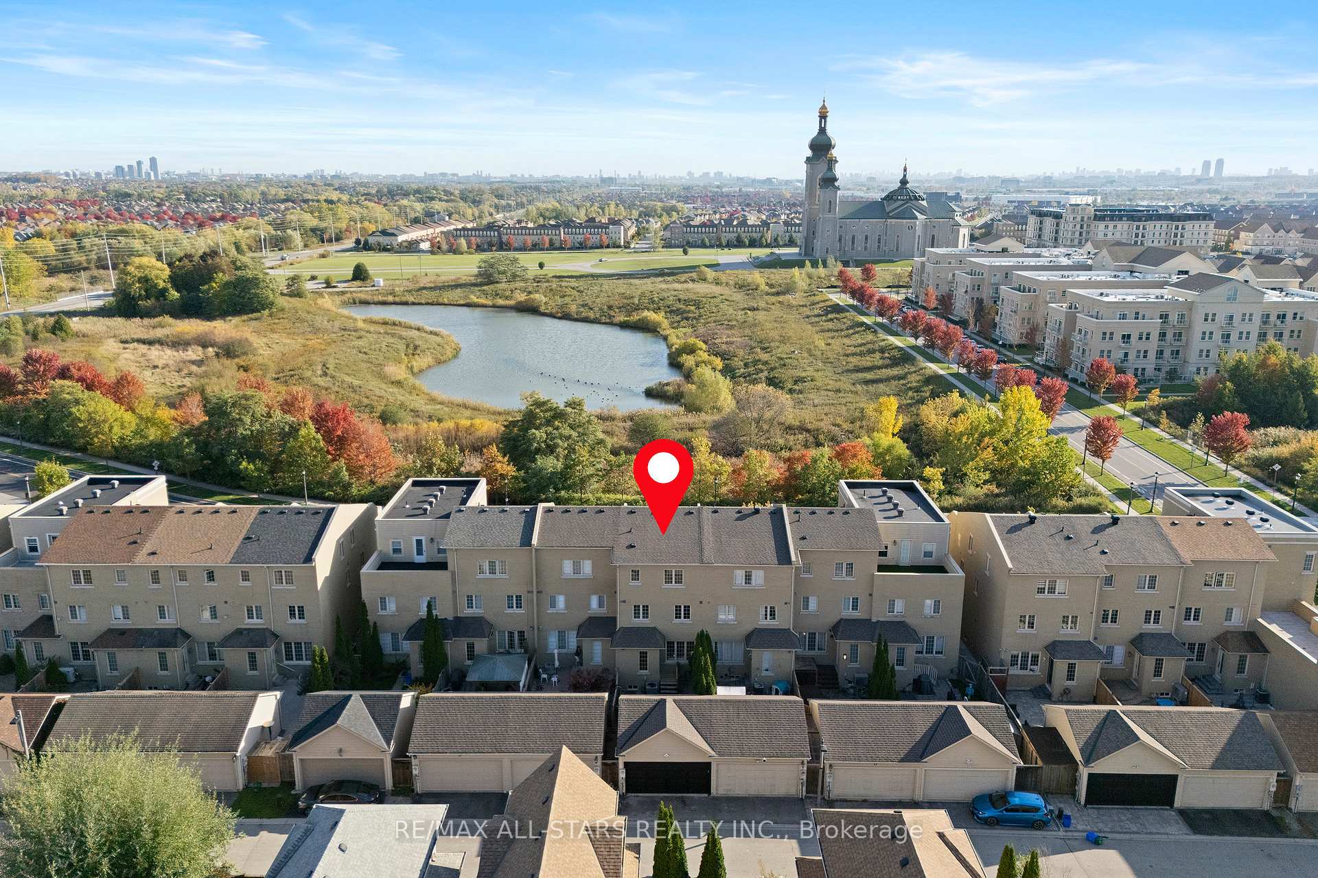 Photo 2 of 40 Betty Roman Boulevard, Markham, Cathedraltown — HOMEH