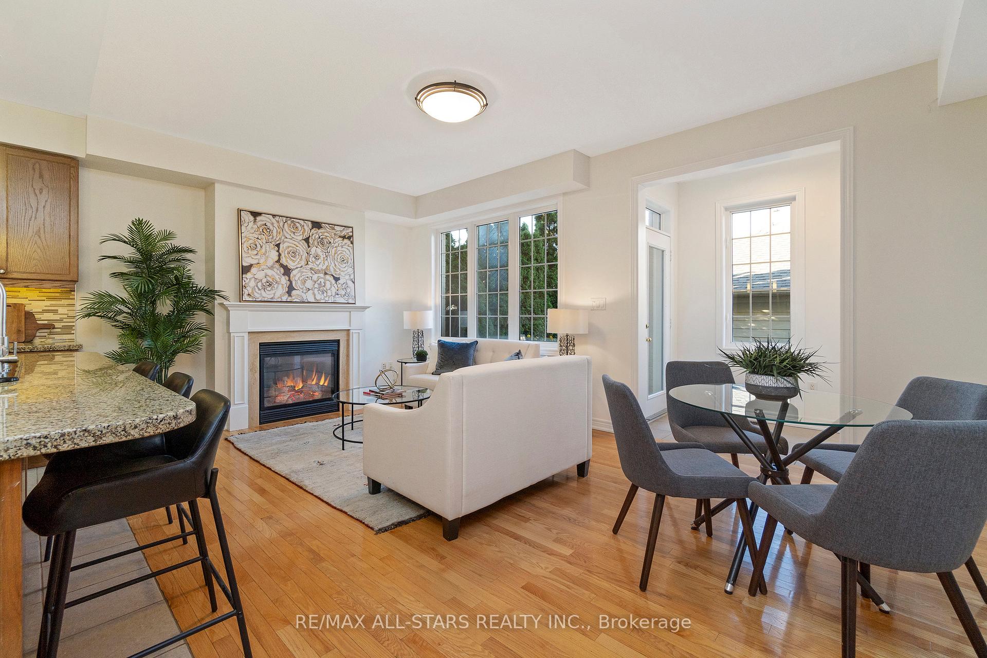 Photo 18 of 40 Betty Roman Boulevard, Markham, Cathedraltown — HOMEH