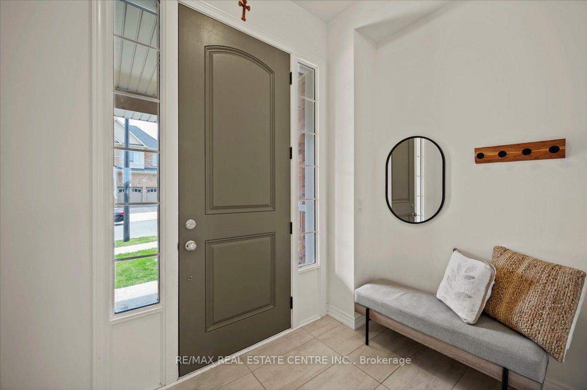 Photo 3 of 153 Broadacre Drive, Kitchener — HOMEH