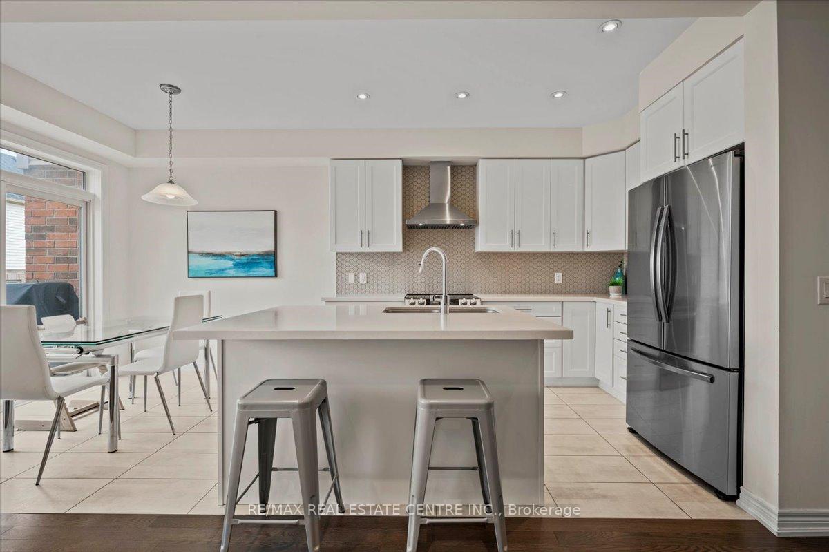 Photo 6 of 153 Broadacre Drive, Kitchener — HOMEH
