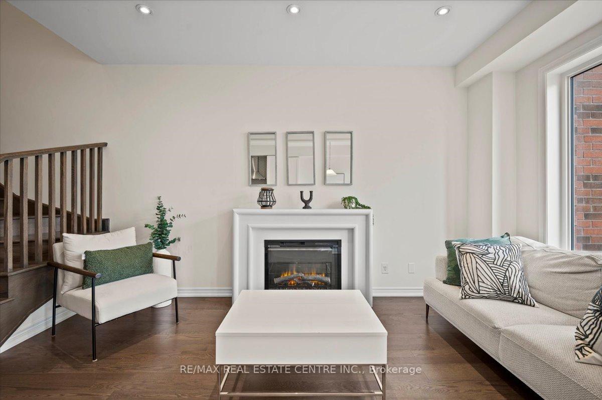 Photo 12 of 153 Broadacre Drive, Kitchener — HOMEH