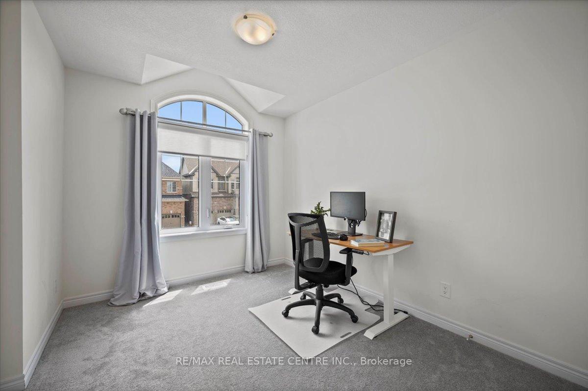 Photo 22 of 153 Broadacre Drive, Kitchener — HOMEH