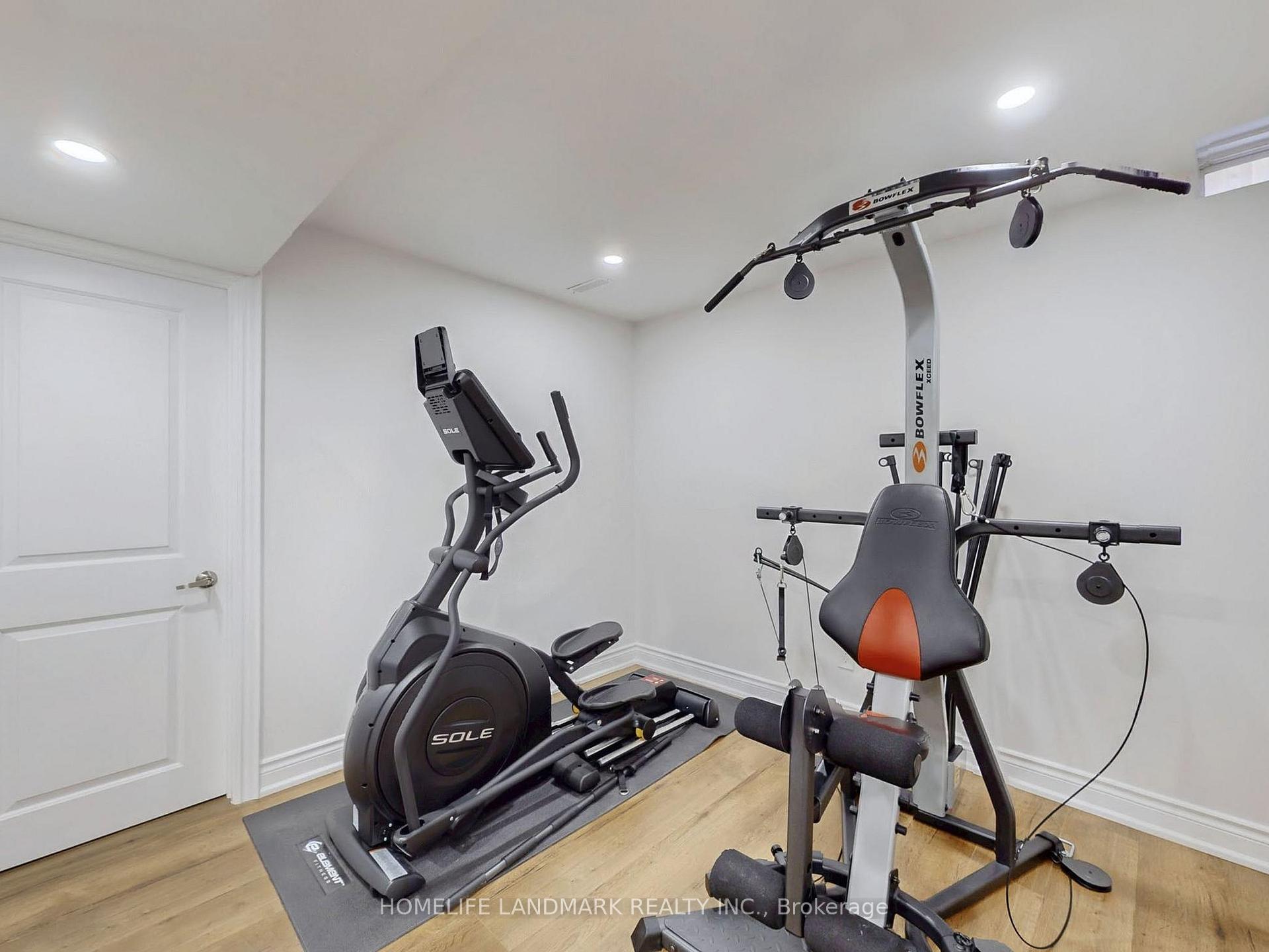 Photo 36 of 40 Belgrave Square, Markham, Berczy — HOMEH