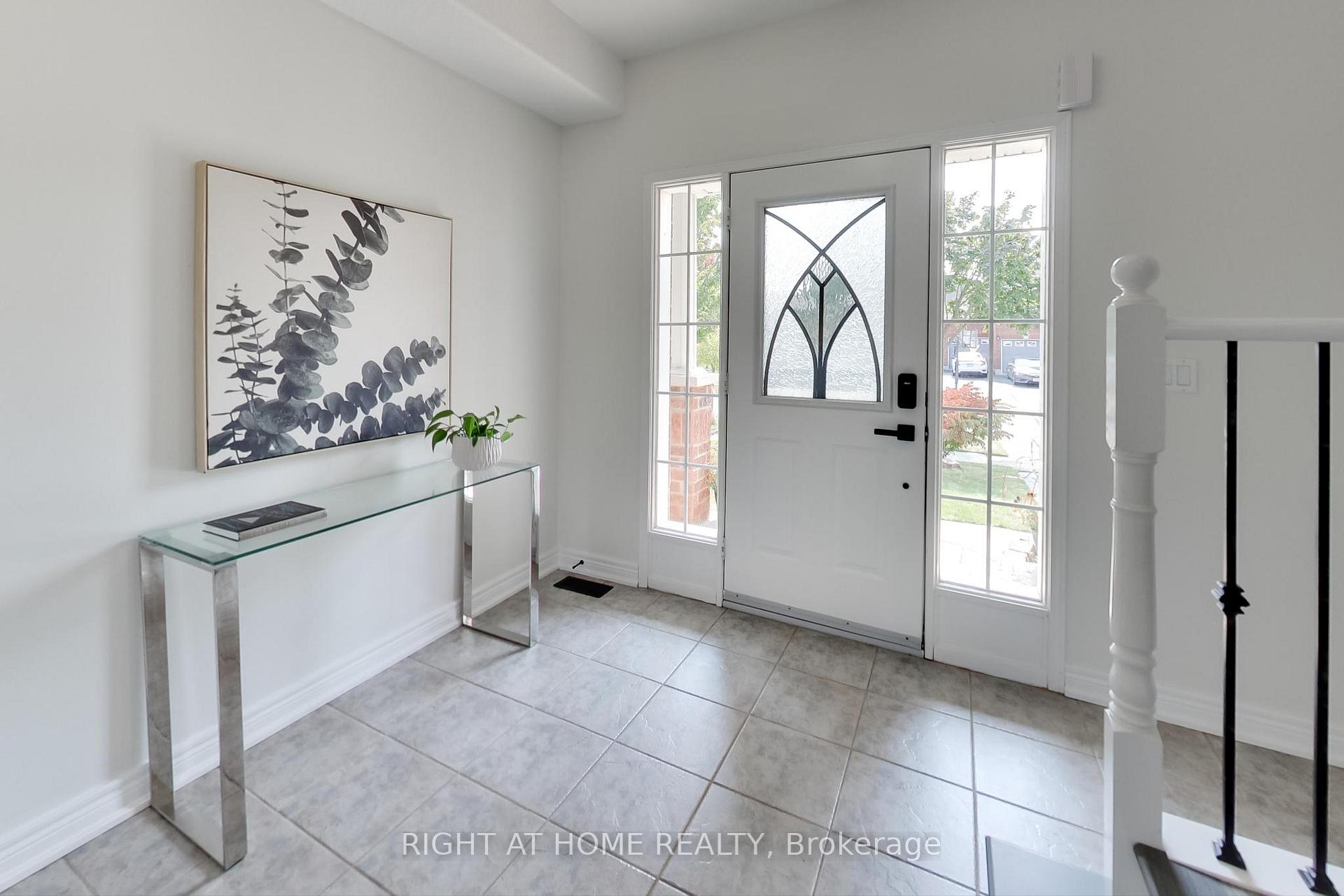Photo 3 of 1112 Booth Avenue, Innisfil, Alcona — HOMEH