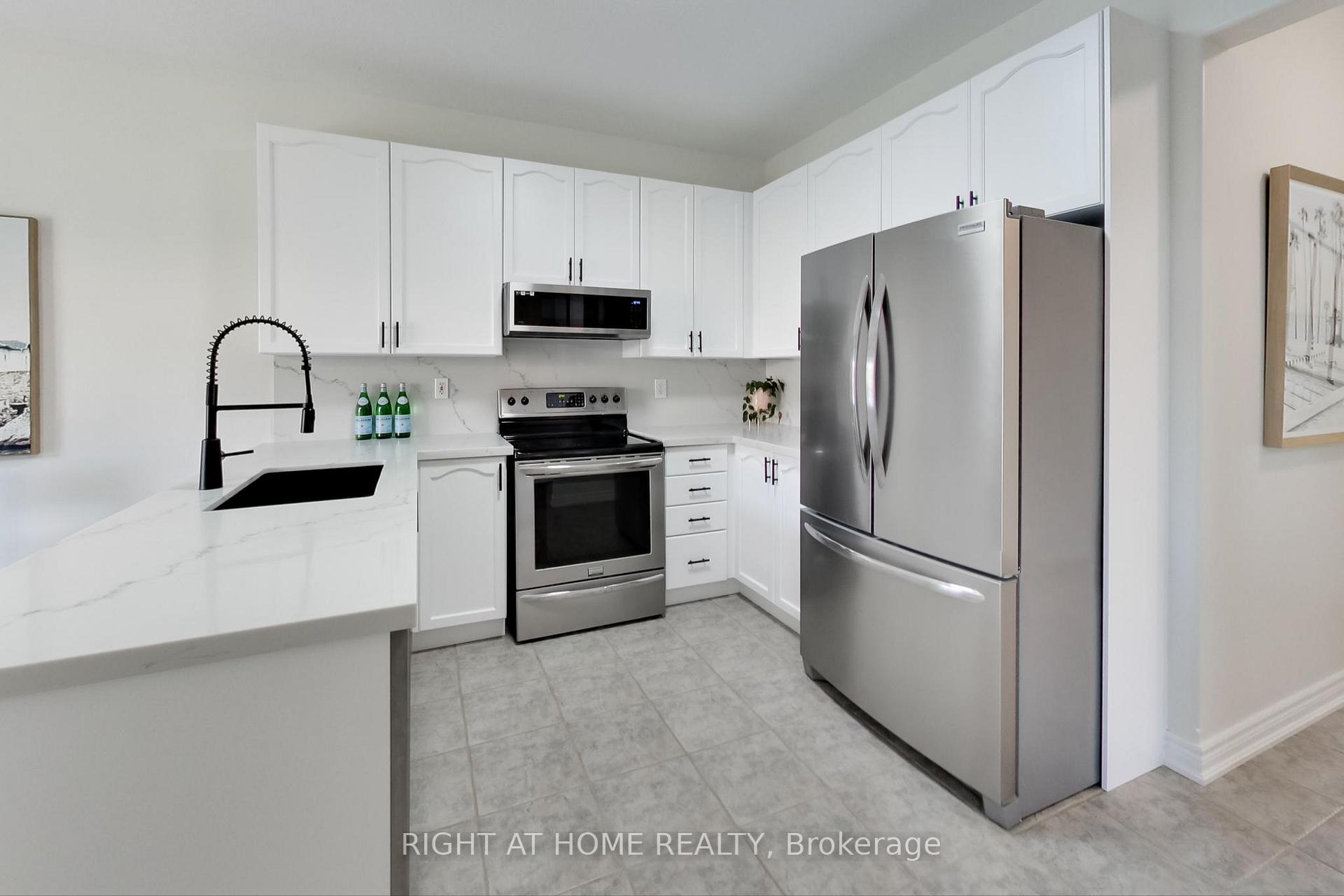 Photo 5 of 1112 Booth Avenue, Innisfil, Alcona — HOMEH