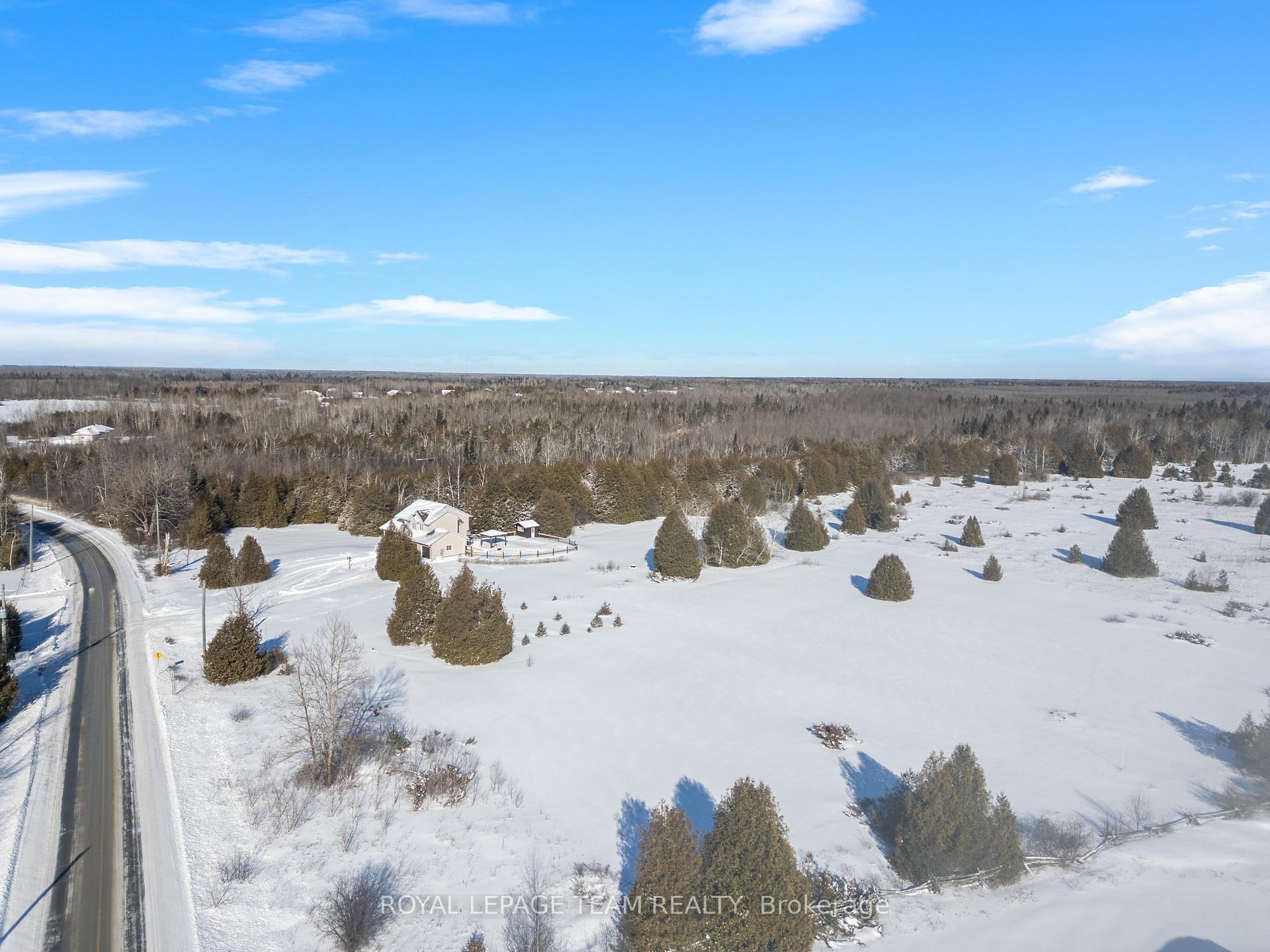 Photo 31 of 2096 Rosedale Road N, Montague, Montague Twp — HOMEH