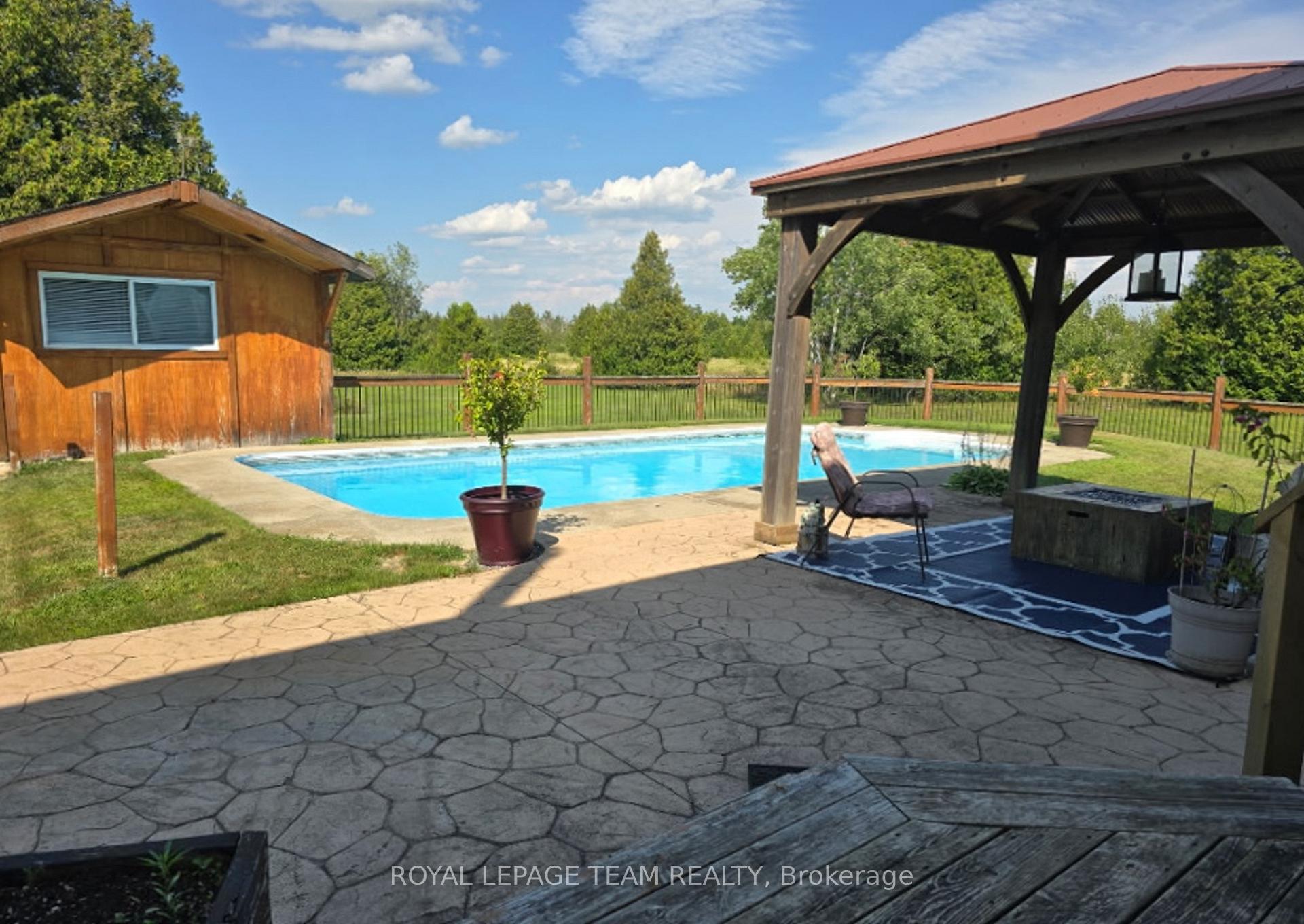 Photo 34 of 2096 Rosedale Road N, Montague, Montague Twp — HOMEH
