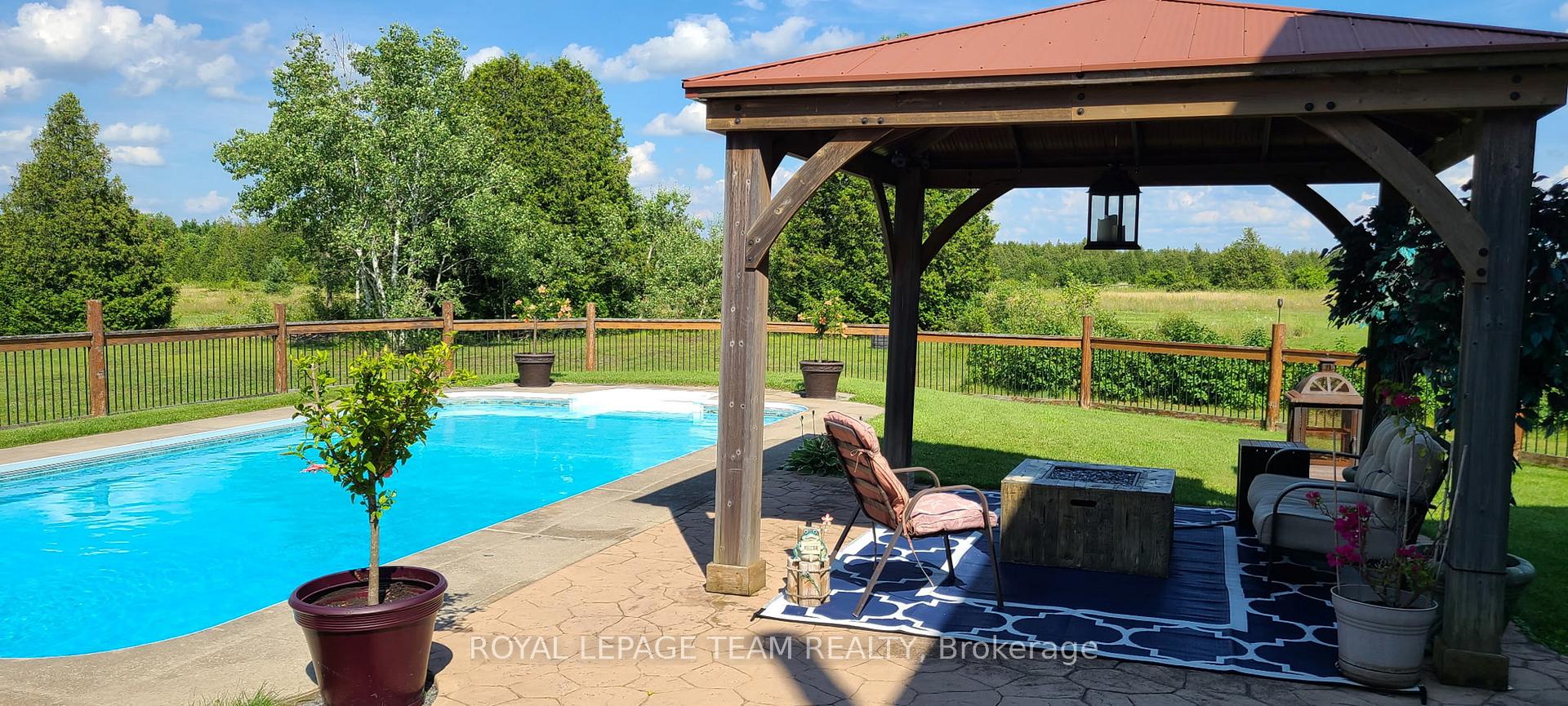 Photo 35 of 2096 Rosedale Road N, Montague, Montague Twp — HOMEH