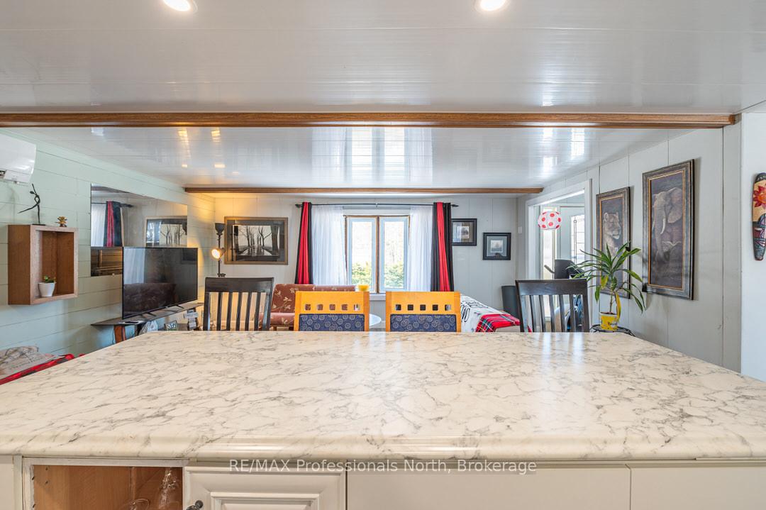 Photo 6 of 1024 Fifth Lane, Minden Hills, Lutterworth — HOMEH