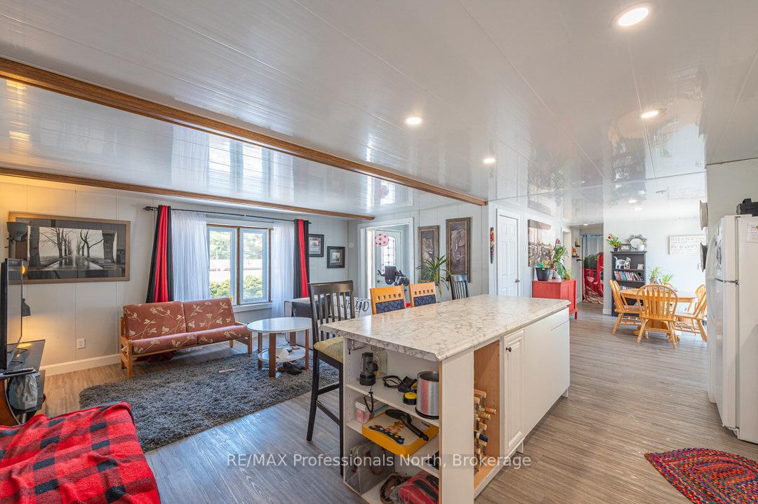 Photo 7 of 1024 Fifth Lane, Minden Hills, Lutterworth — HOMEH