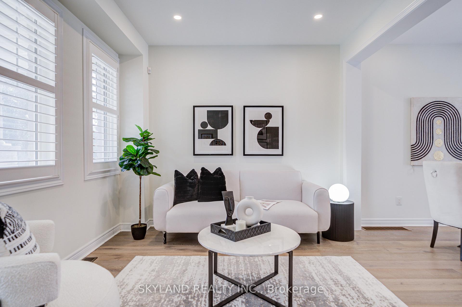 Photo 5 of 22 James Joyce Drive, Markham, Victoria Manor-Jennings Gate — HOMEH