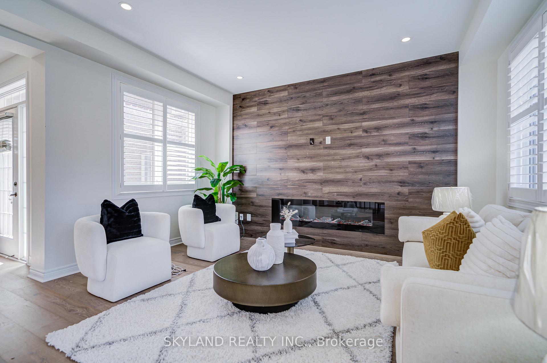 Photo 21 of 22 James Joyce Drive, Markham, Victoria Manor-Jennings Gate — HOMEH