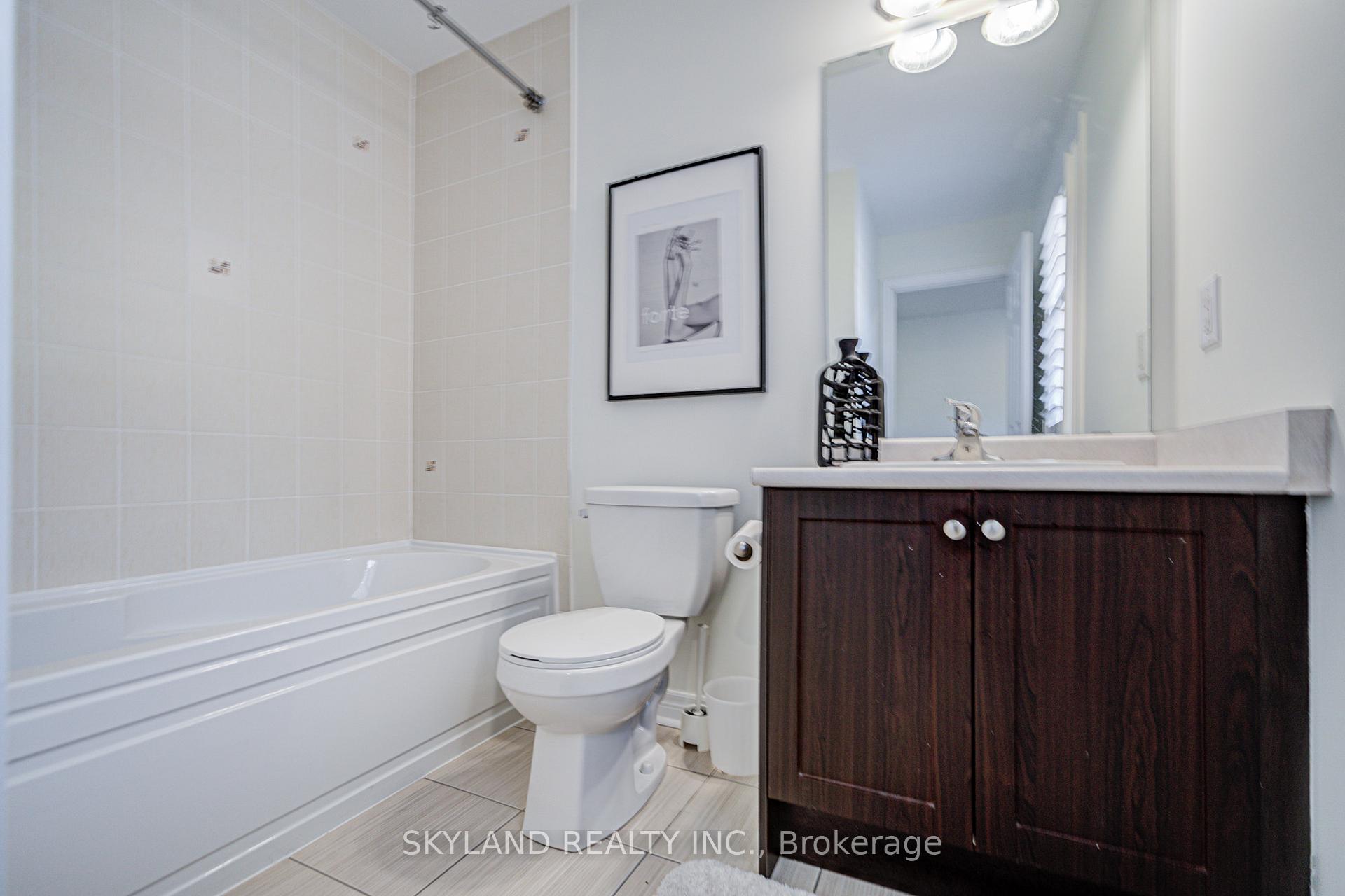 Photo 31 of 22 James Joyce Drive, Markham, Victoria Manor-Jennings Gate — HOMEH