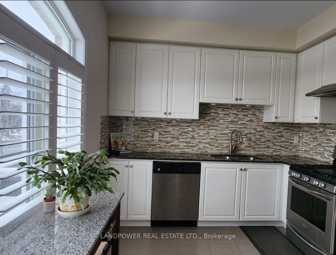 Photo 6 of 30 Beehive Lane, Markham, Wismer — HOMEH