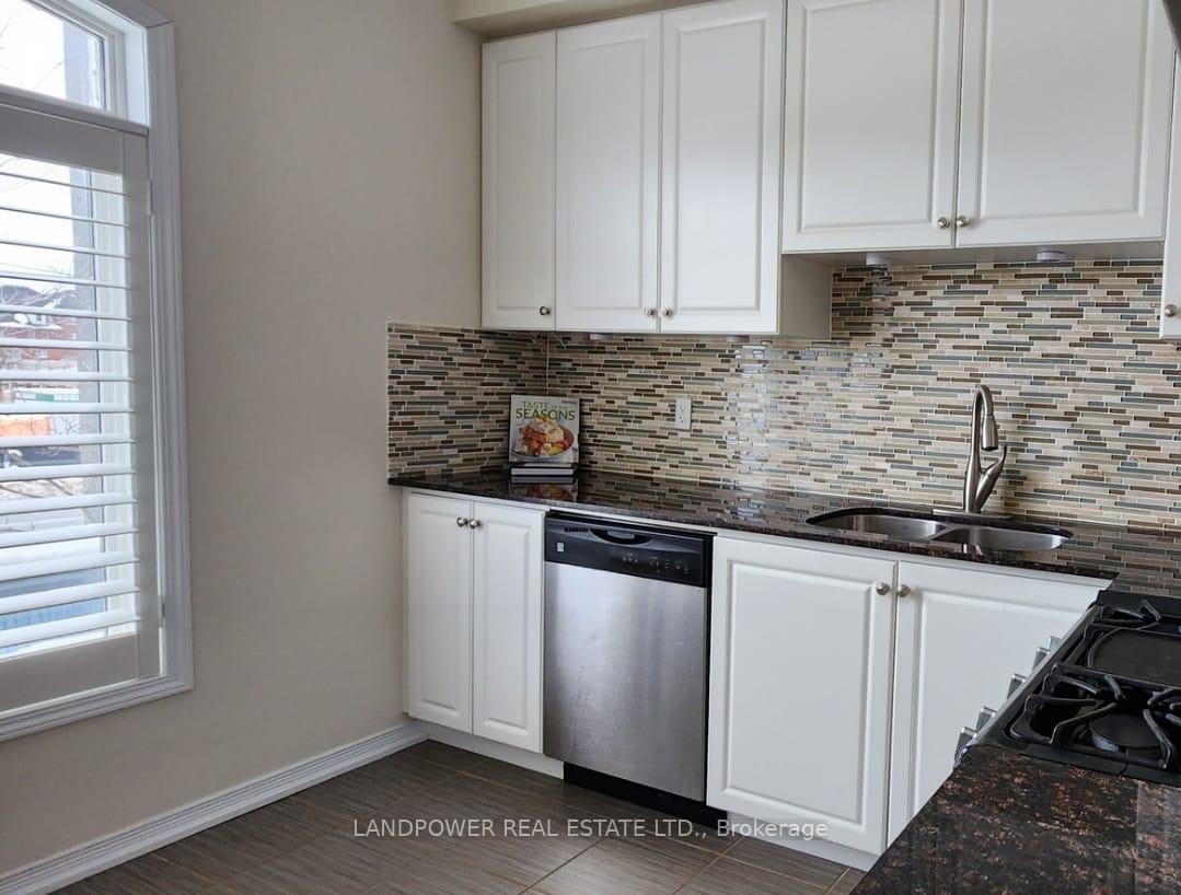Photo 7 of 30 Beehive Lane, Markham, Wismer — HOMEH