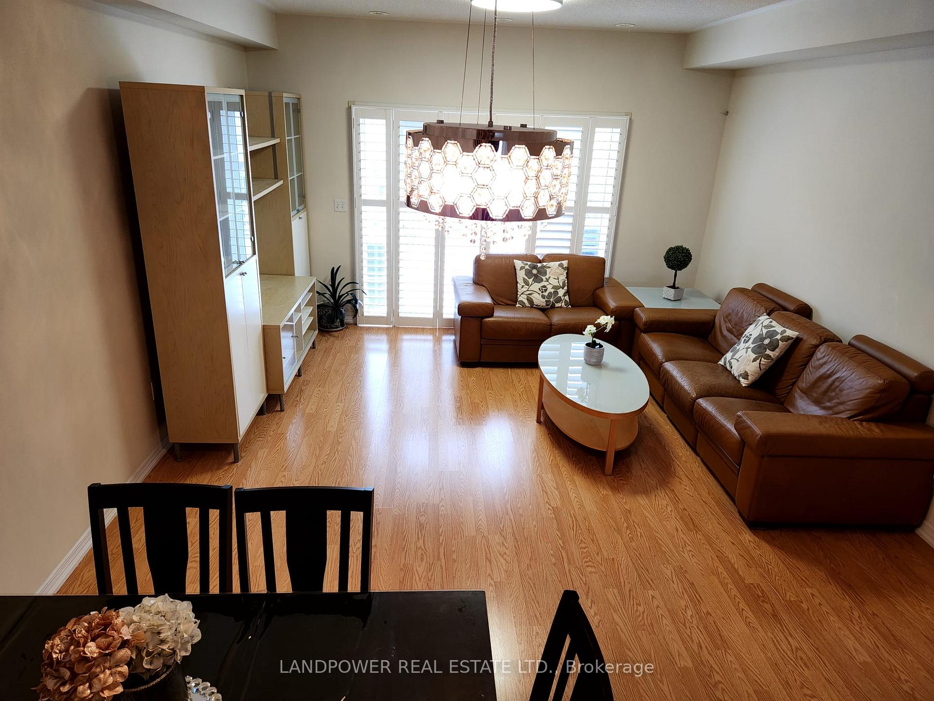 Photo 11 of 30 Beehive Lane, Markham, Wismer — HOMEH