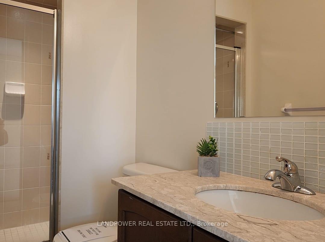 Photo 13 of 30 Beehive Lane, Markham, Wismer — HOMEH