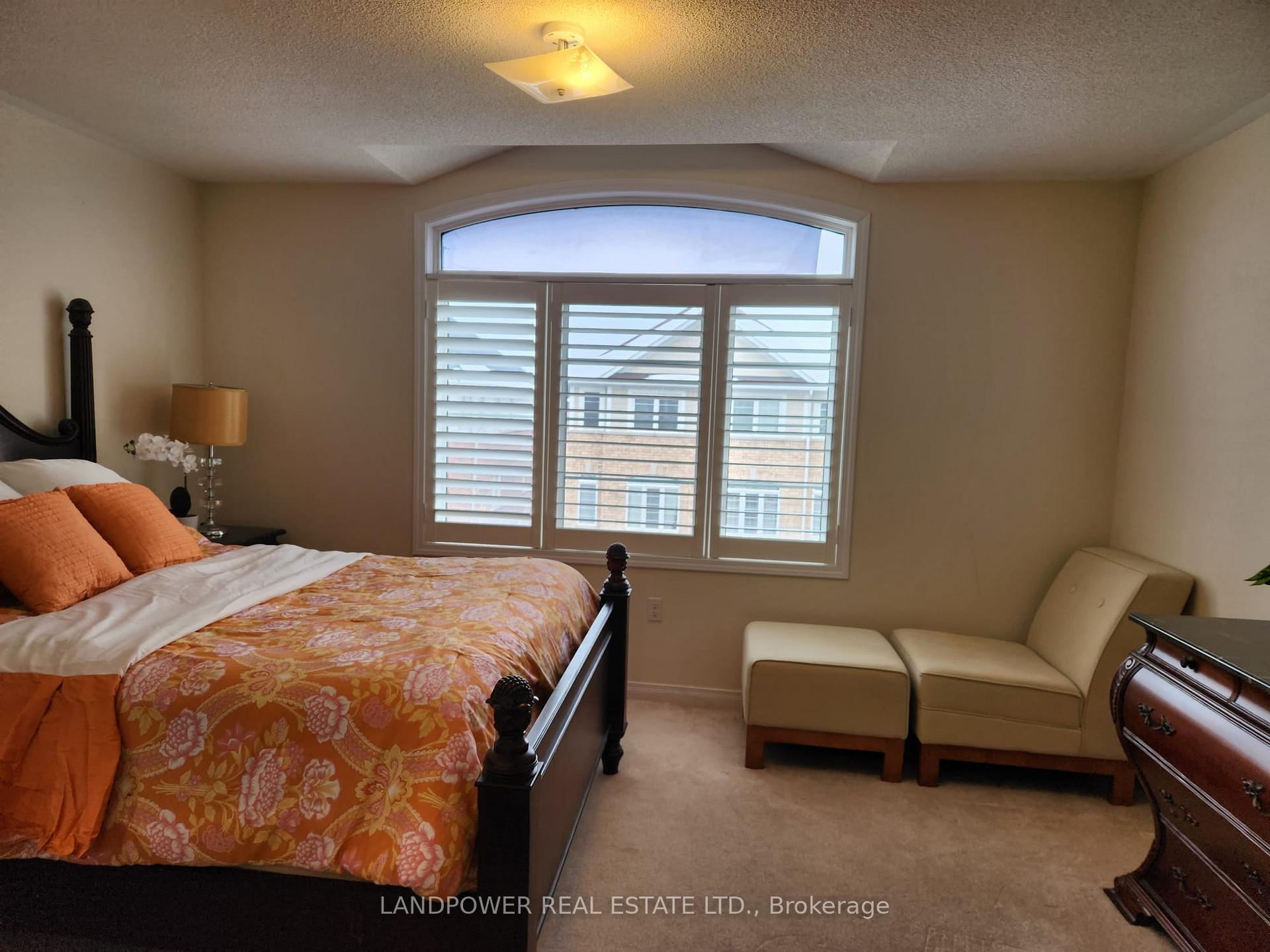 Photo 14 of 30 Beehive Lane, Markham, Wismer — HOMEH