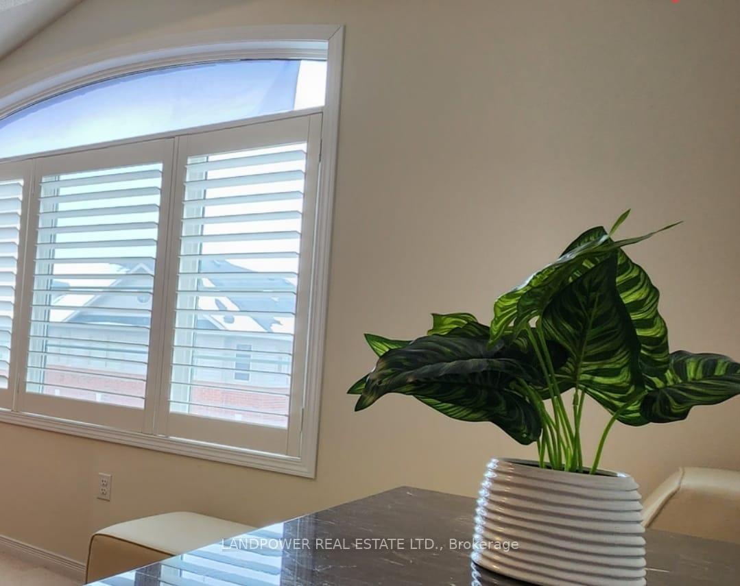 Photo 18 of 30 Beehive Lane, Markham, Wismer — HOMEH