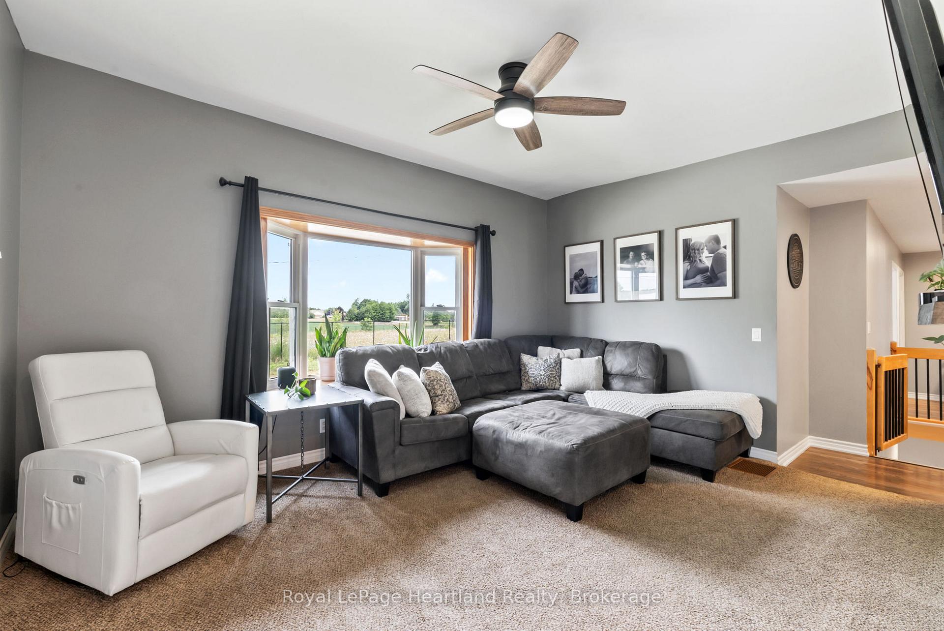 Photo 18 of 415 Cavan Street, Minto — HOMEH