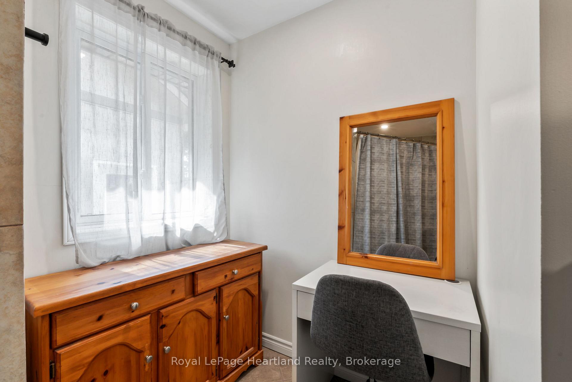 Photo 24 of 415 Cavan Street, Minto — HOMEH